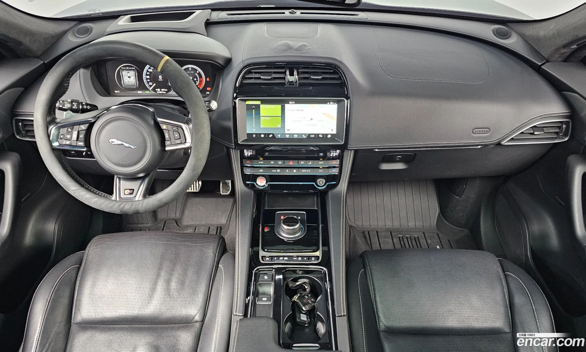 Jaguar F-Pace 2016 SADCA2BK2HA051238 — 19