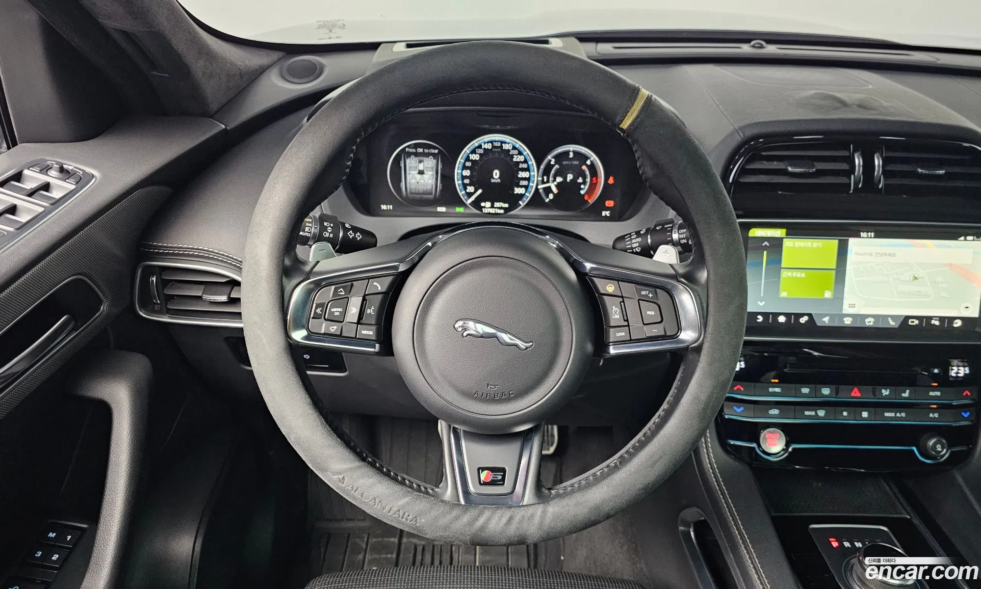 Jaguar F-Pace 2016 SADCA2BK2HA051238 — 16