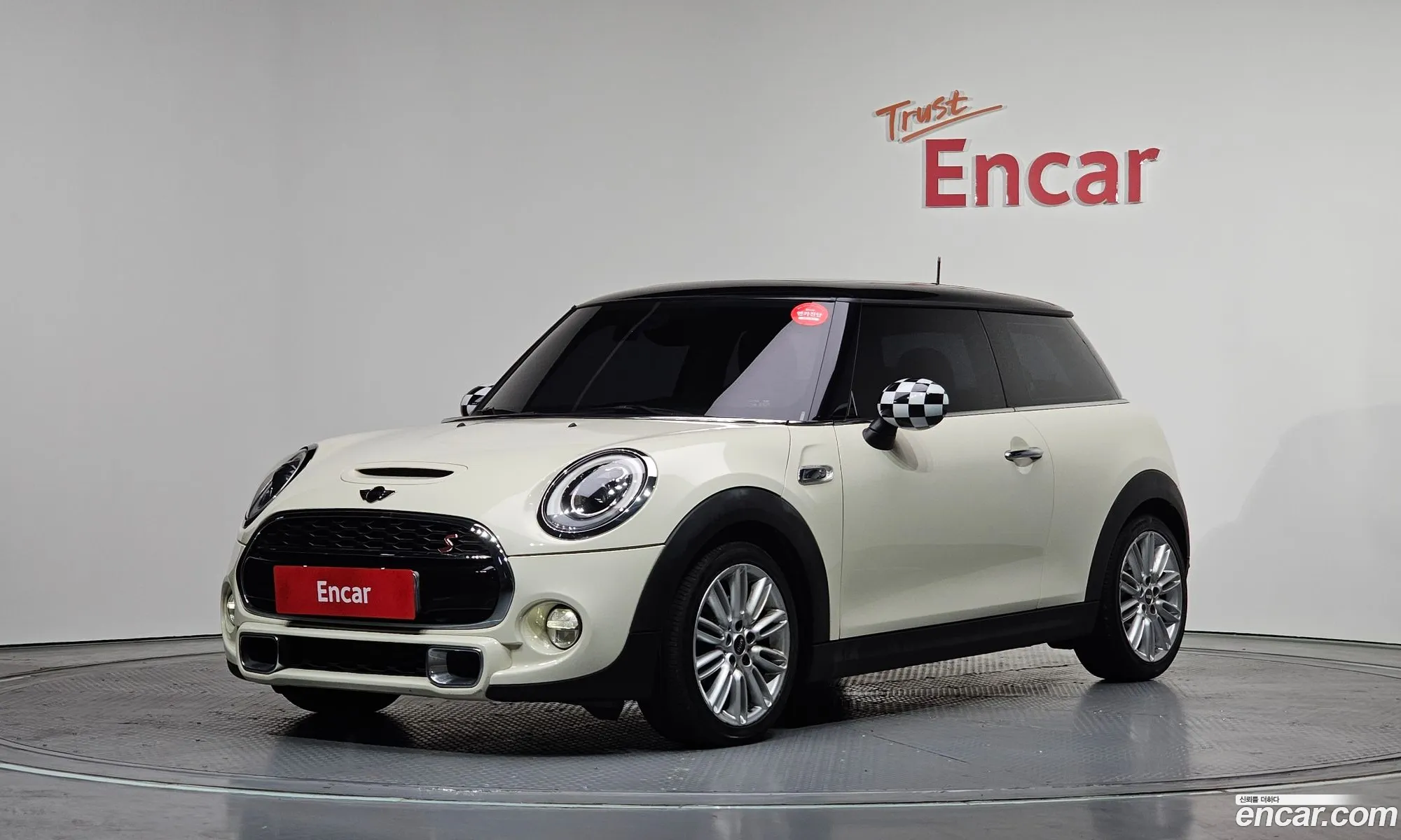 Mini Cooper S 2014 WMWXP7106FT877811 — 3