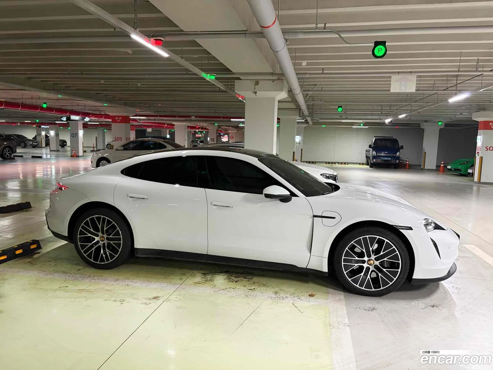 Porsche Taycan 2022 — 9