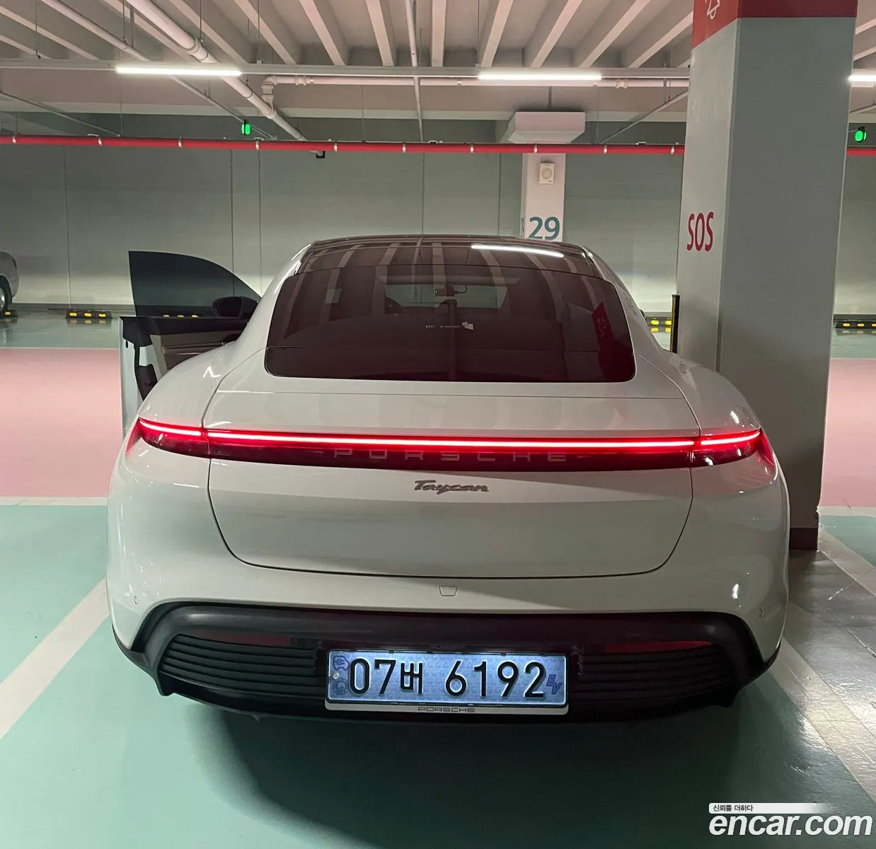 Porsche Taycan 2022 — 12