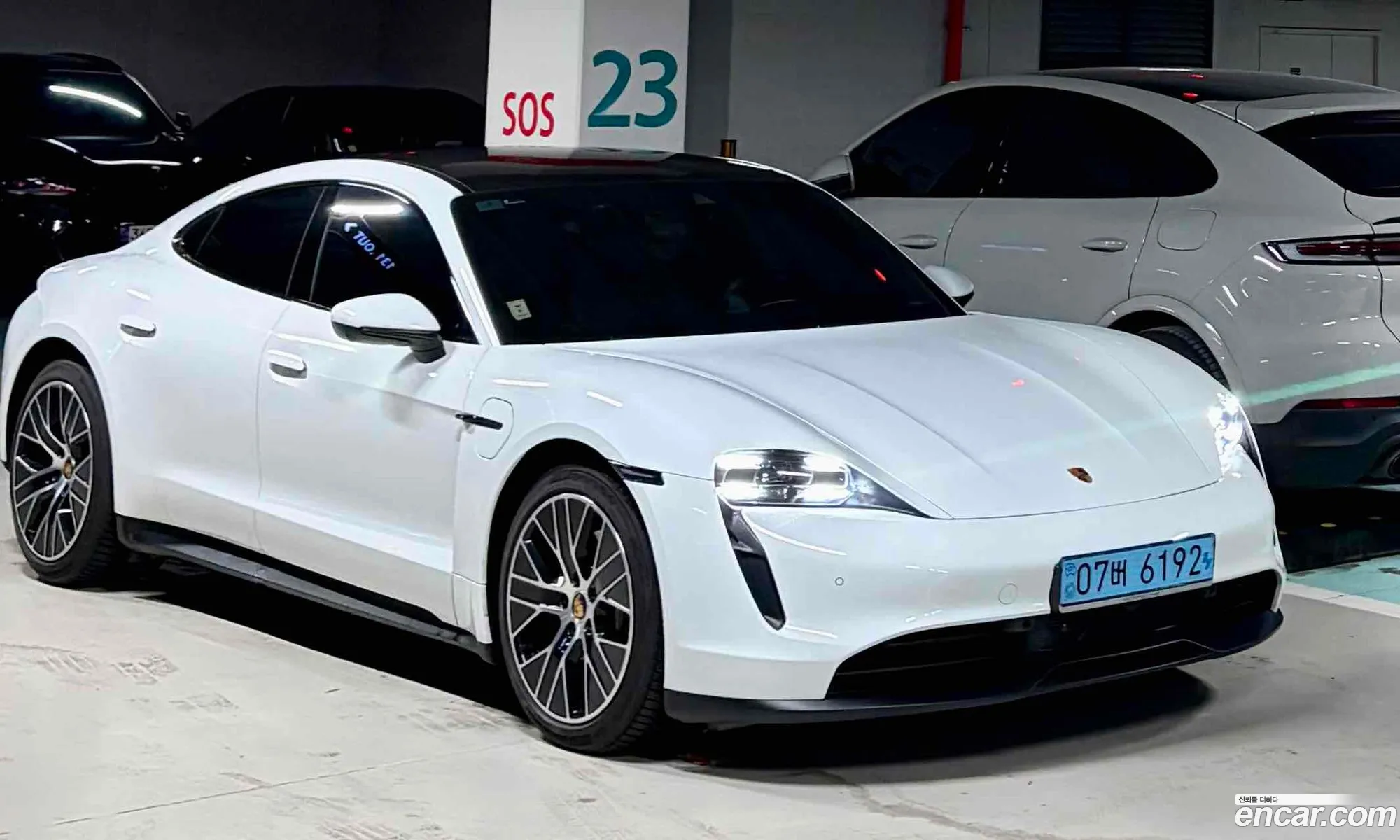 Porsche Taycan 2022 — 14