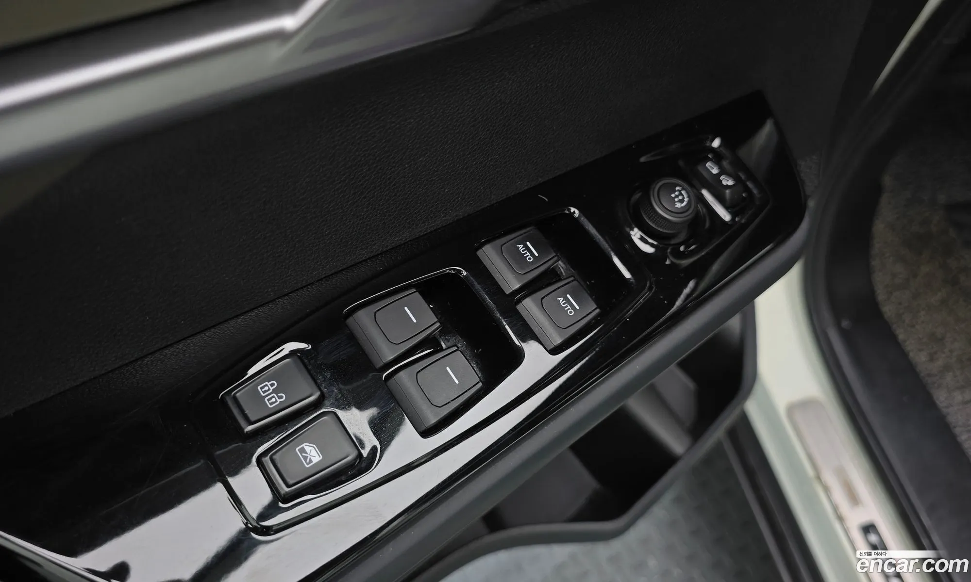 KG Mobility (SsangYong) Torres 2023 — 10