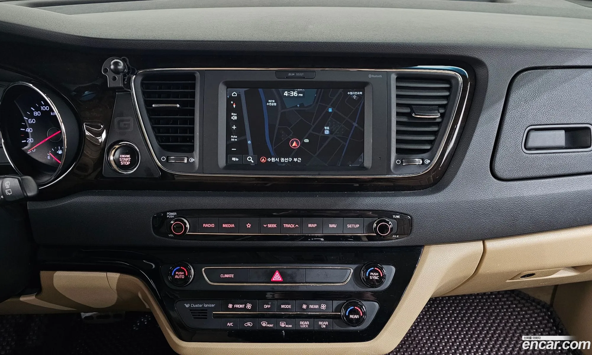 Kia Carnival 2018 — 10