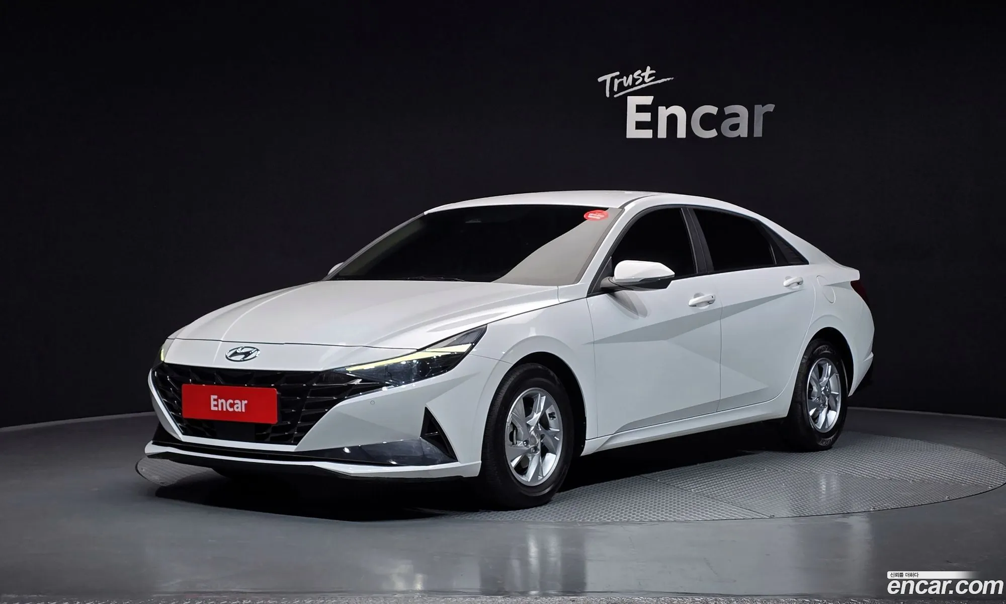 Hyundai Elantra 2021 — 16