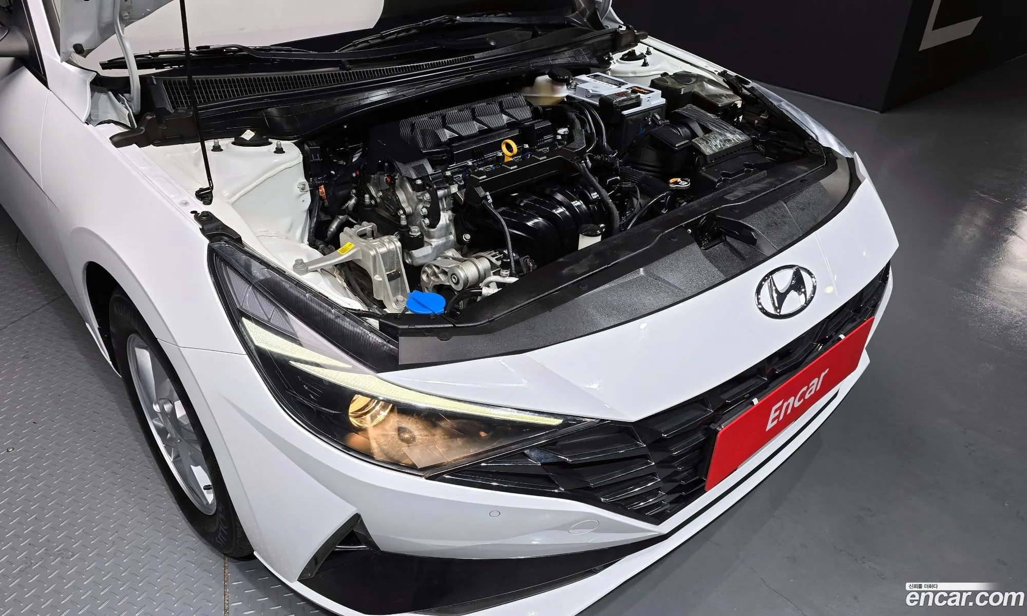 Hyundai Elantra 2021 — 19