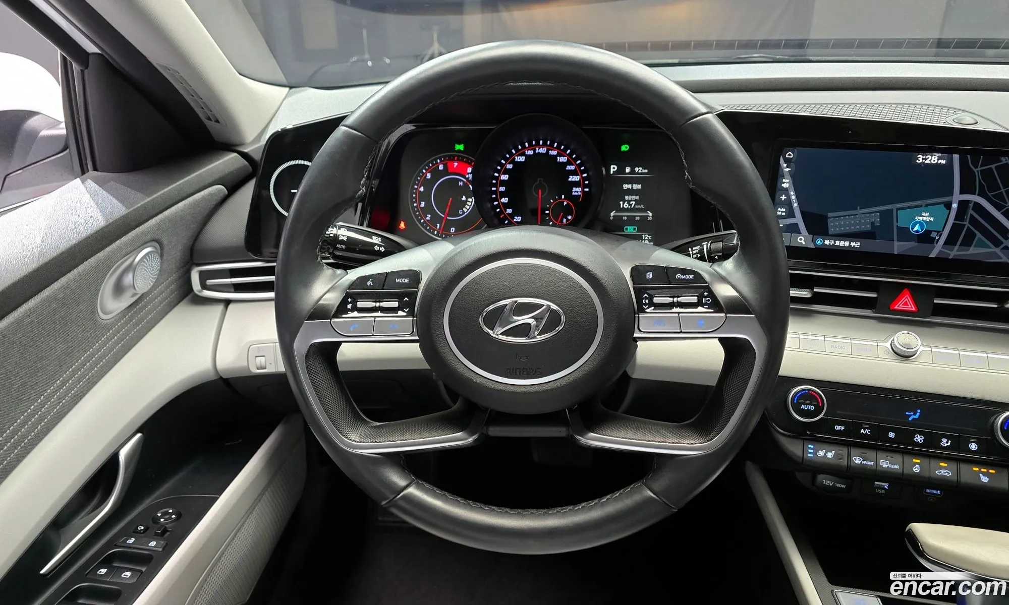 Hyundai Elantra 2021 — 10