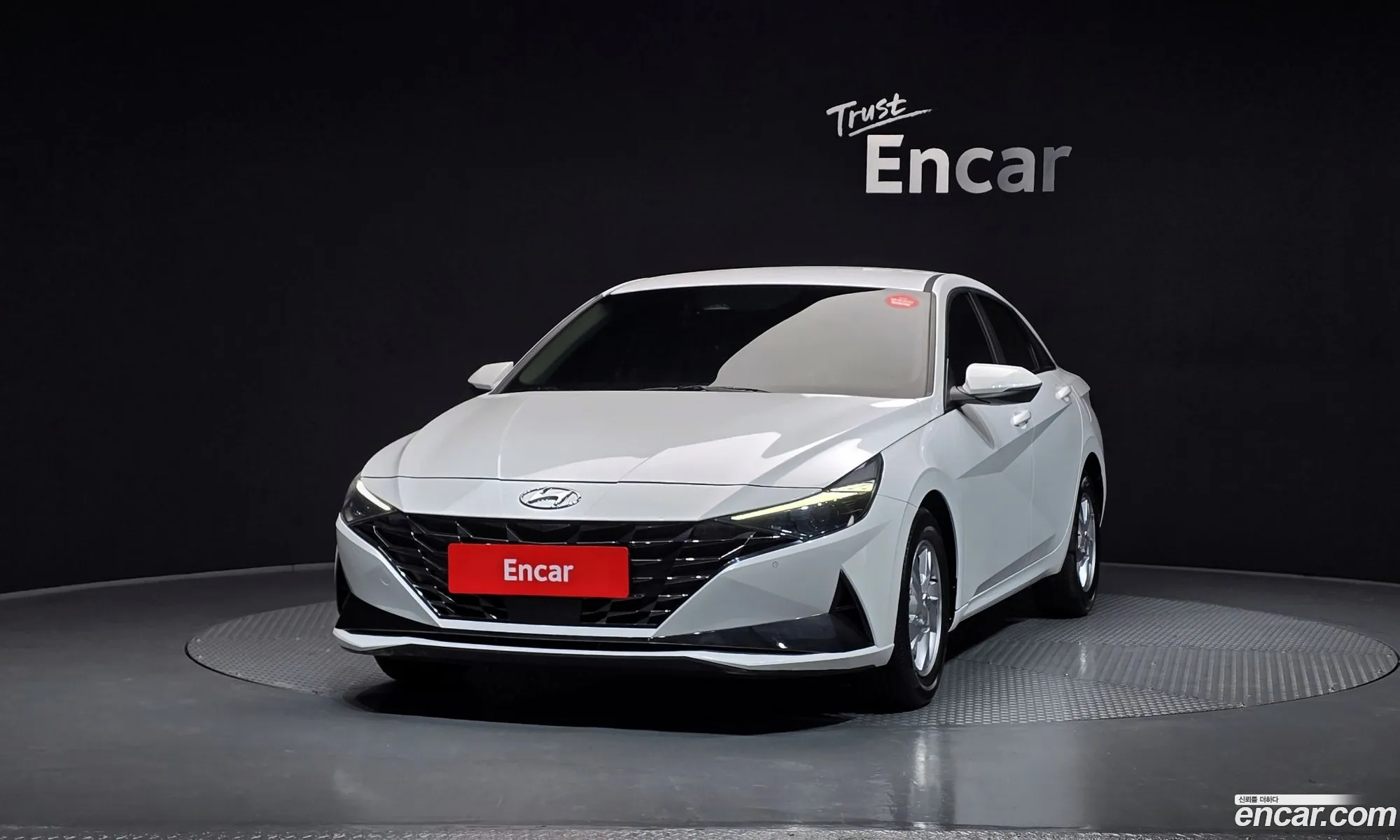 Hyundai Elantra 2021 — 18
