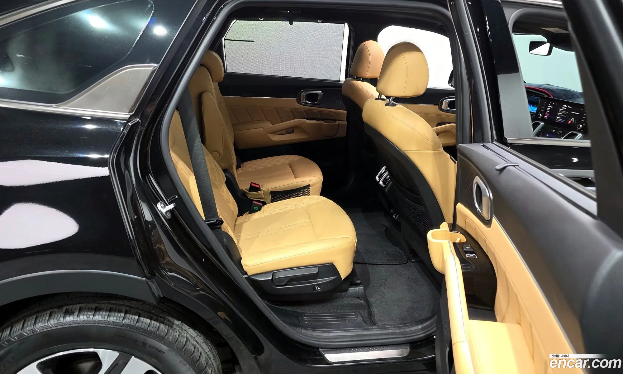 Kia Sorento 2020 KNARH81GBMA019862 — 3