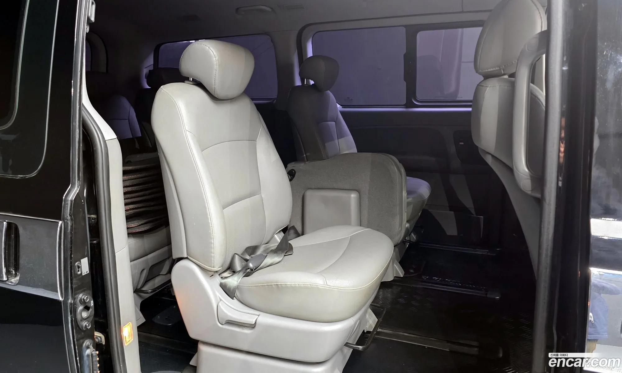 Hyundai Grand Starex 2014 — 3