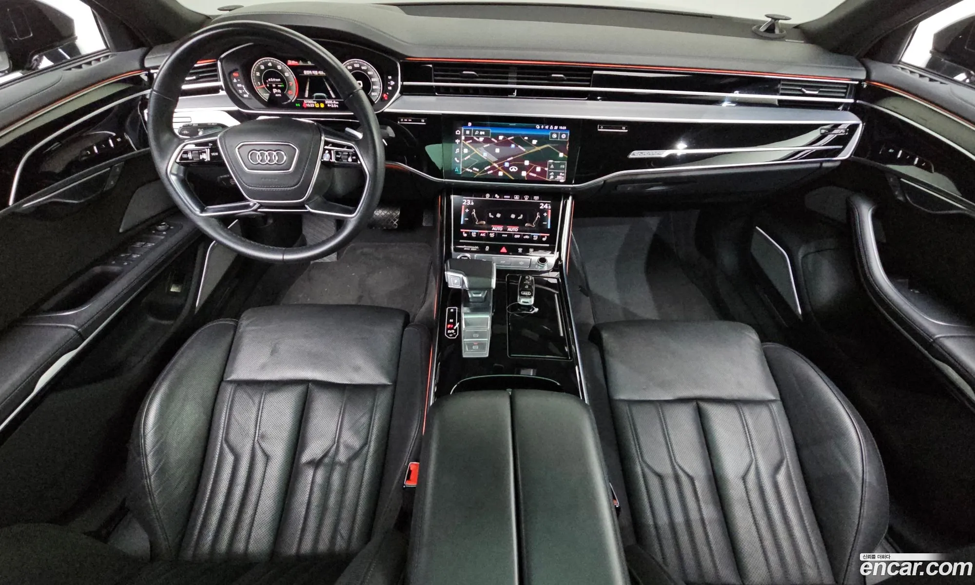 Audi A8 2021 WAUZZZF85MN037176 — 2