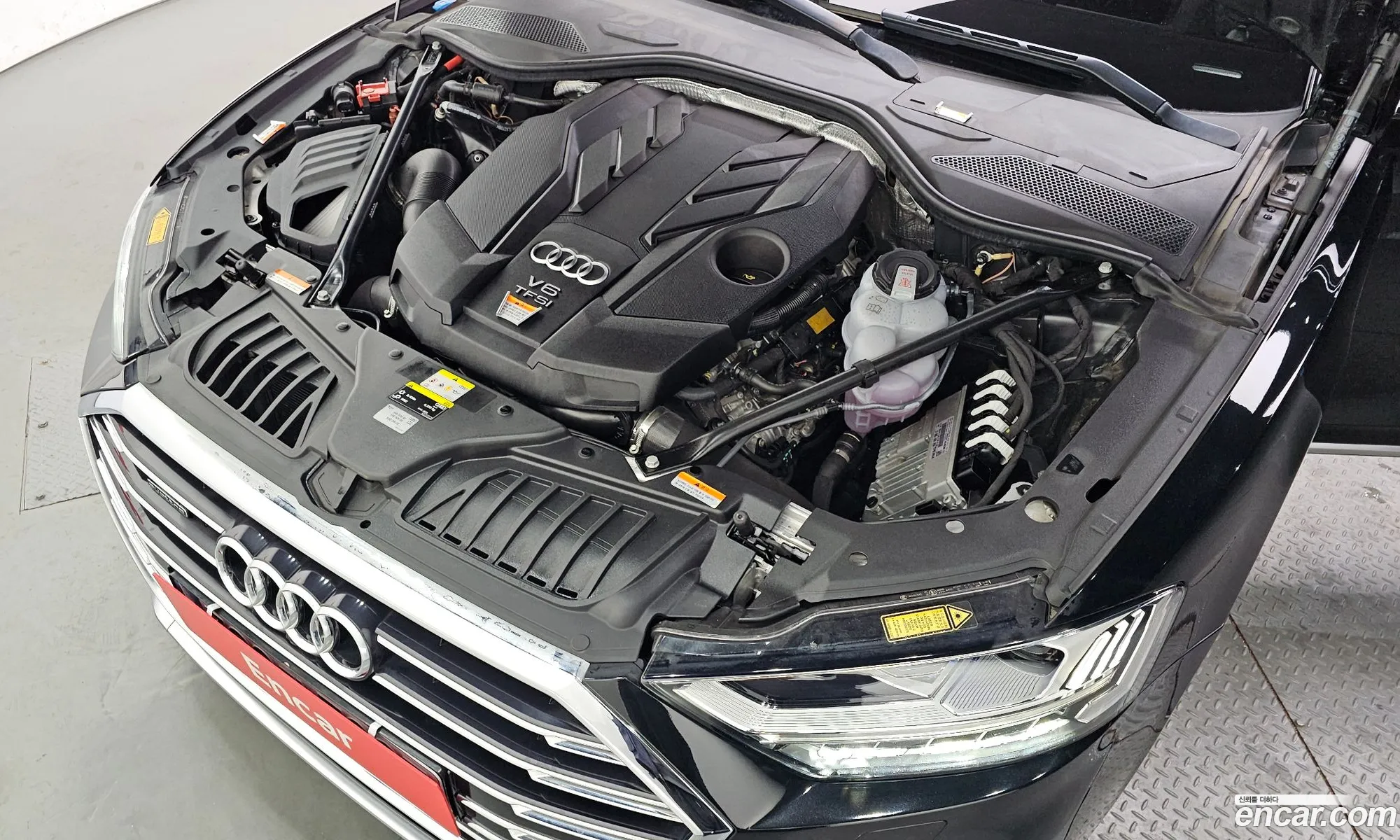 Audi A8 2021 WAUZZZF85MN037176 — 8