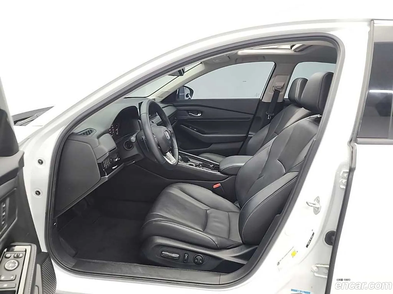 Honda Accord 1 2023 — 3