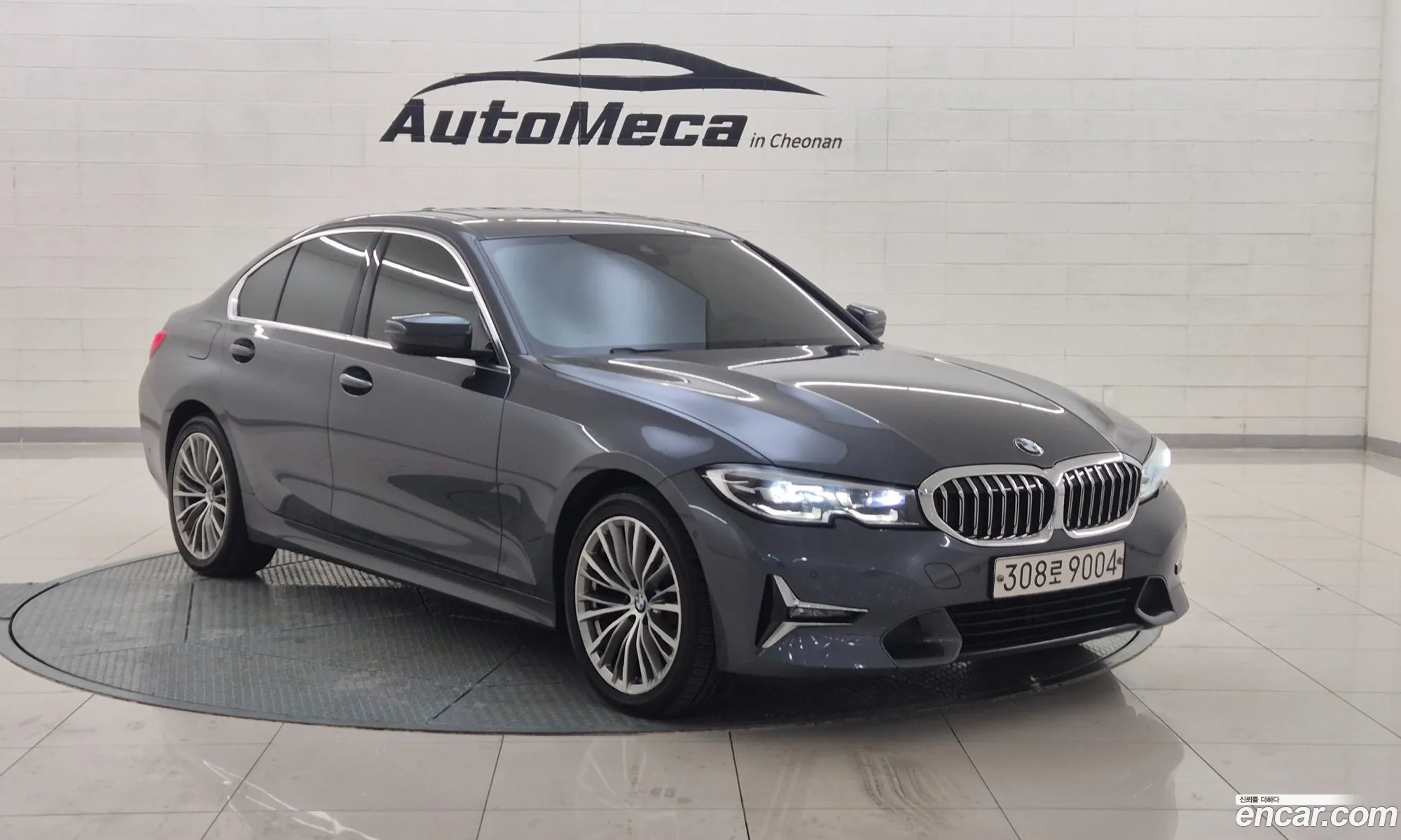 BMW 3 Series 2019 — 12