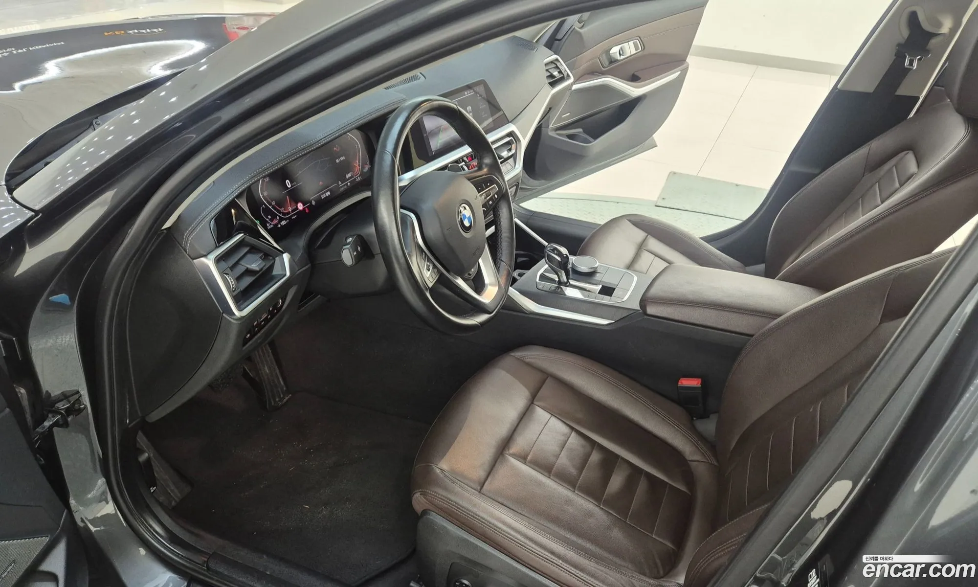 BMW 3 Series 2019 — 17