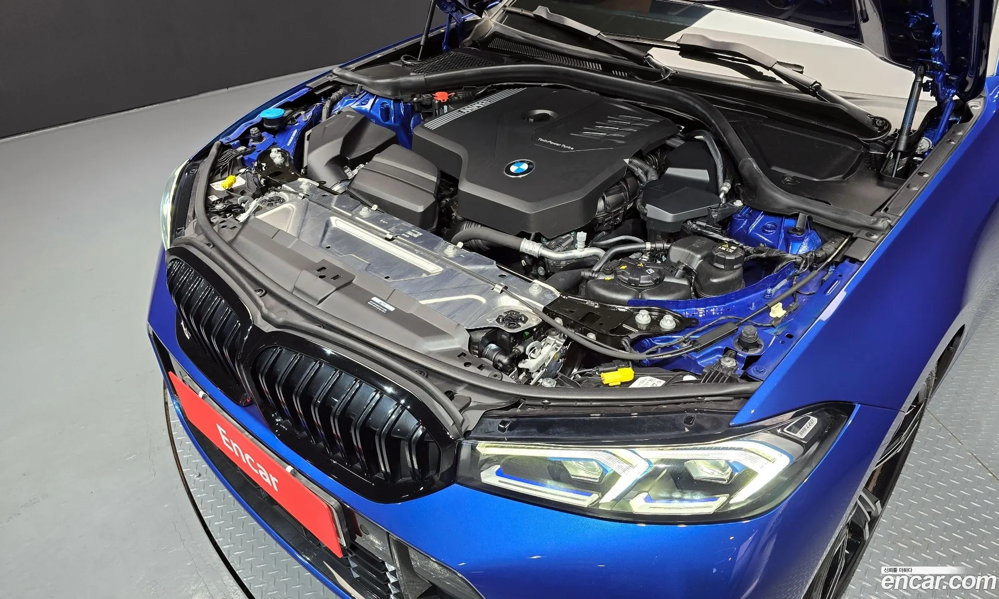 BMW 3 Series 2023 — 10