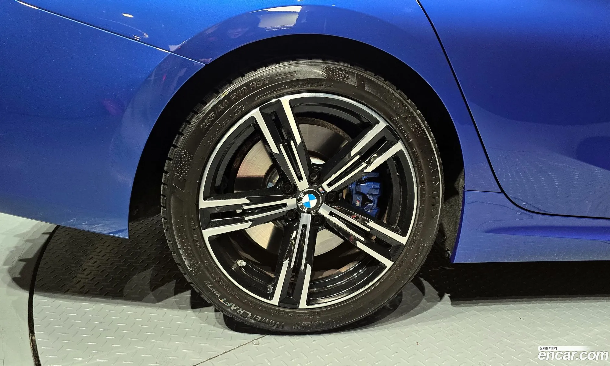 BMW 3 Series 2023 — 8