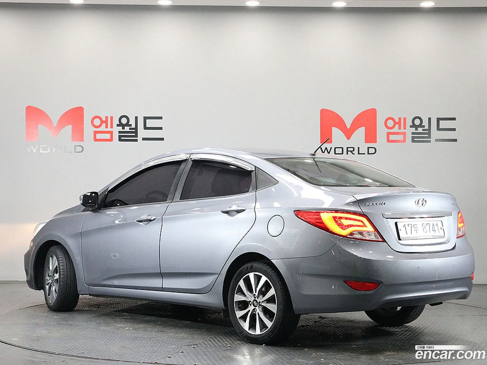 Hyundai Accent 2015 — 2