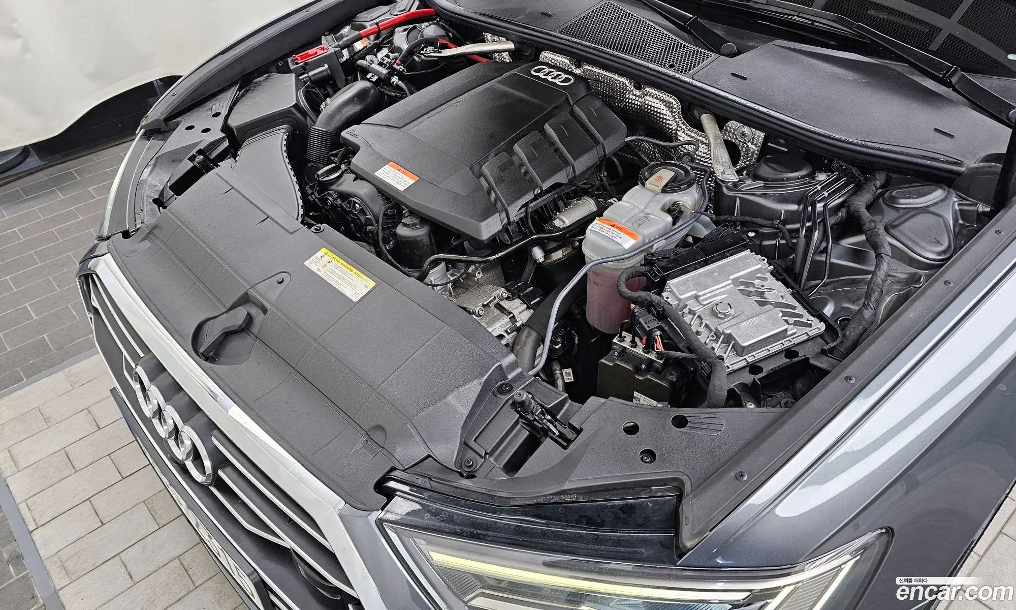 Audi A6 2019 WAUZZZF22KN132500 — 17