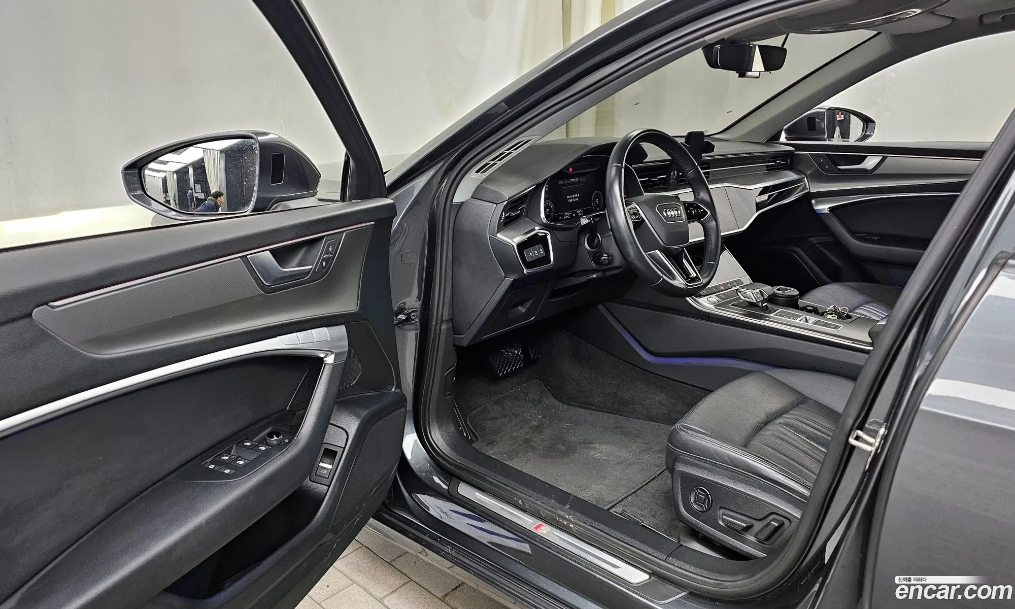 Audi A6 2019 WAUZZZF22KN132500 — 14