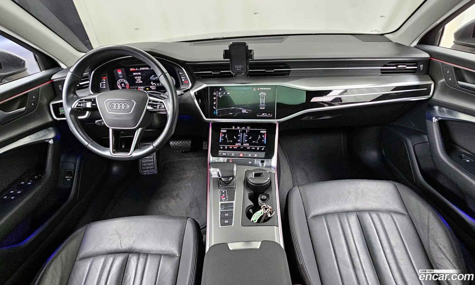 Audi A6 2019 WAUZZZF22KN132500 — 19