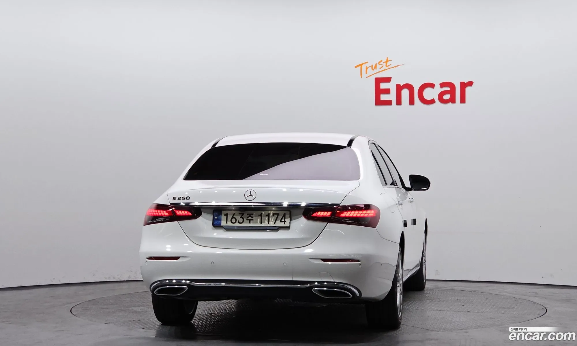 Mercedes-Benz E-Class W213 2021 — 16