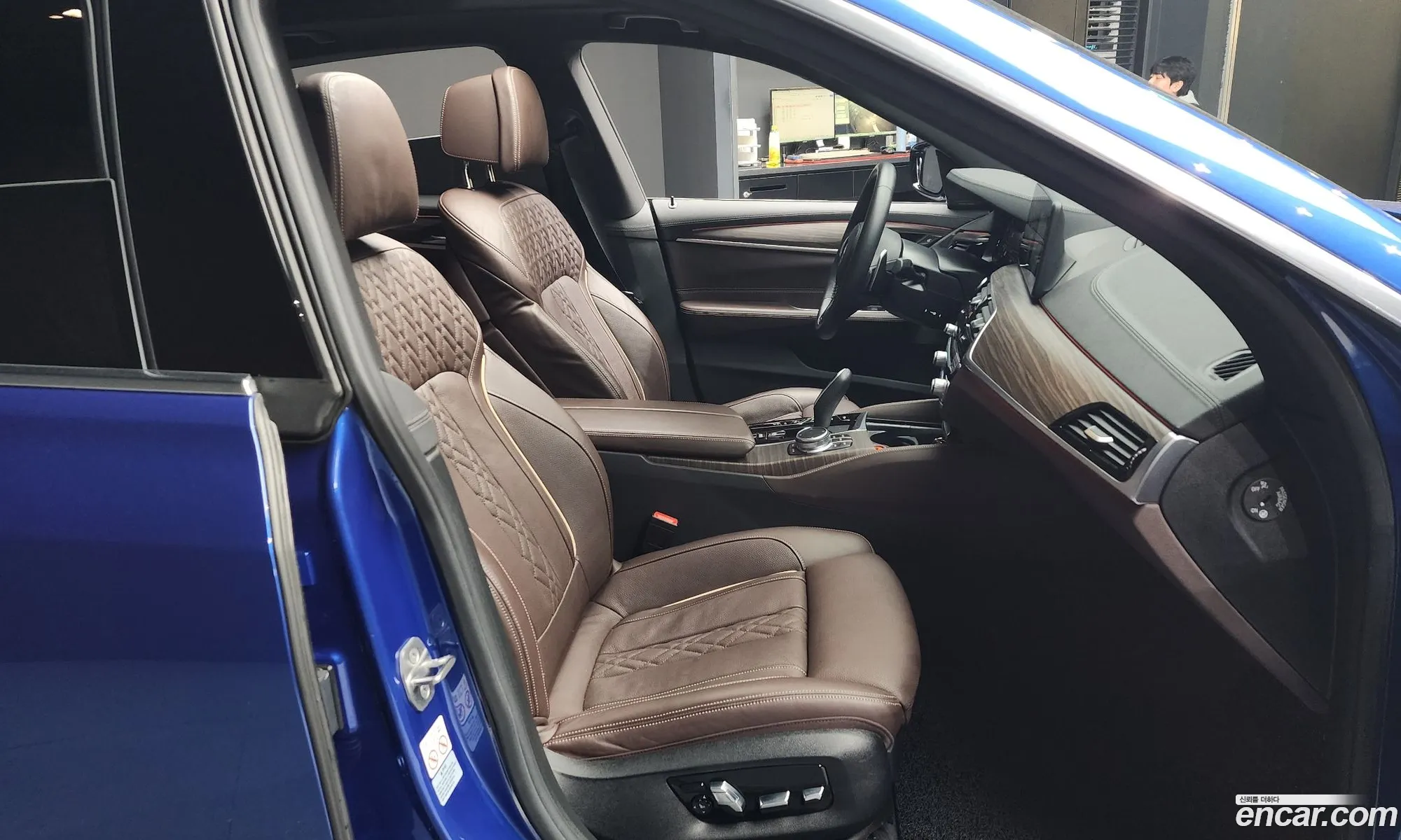 BMW 6 Series GT 2021 WBA61CC0XMCG24686 — 12