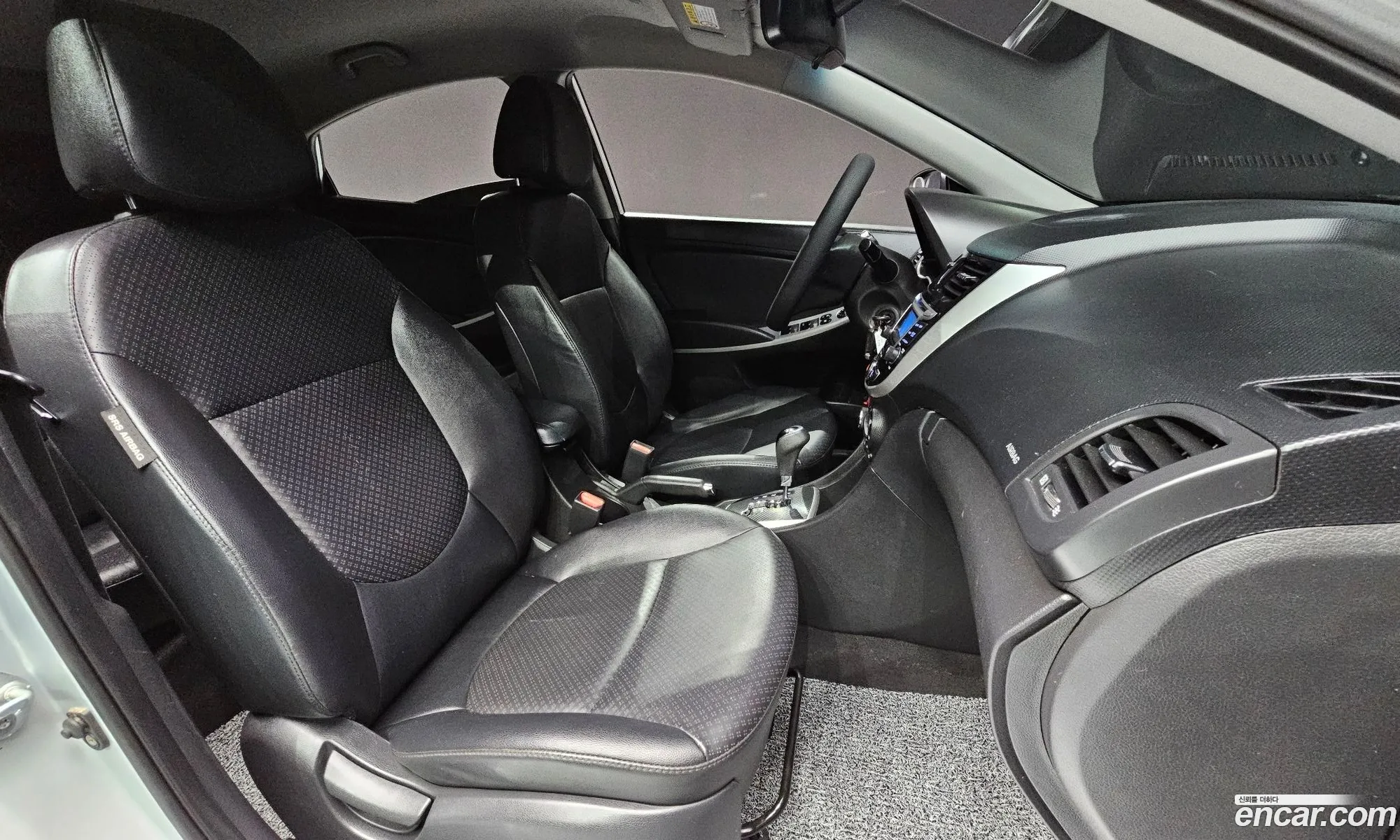 Hyundai Accent 2011 — 8