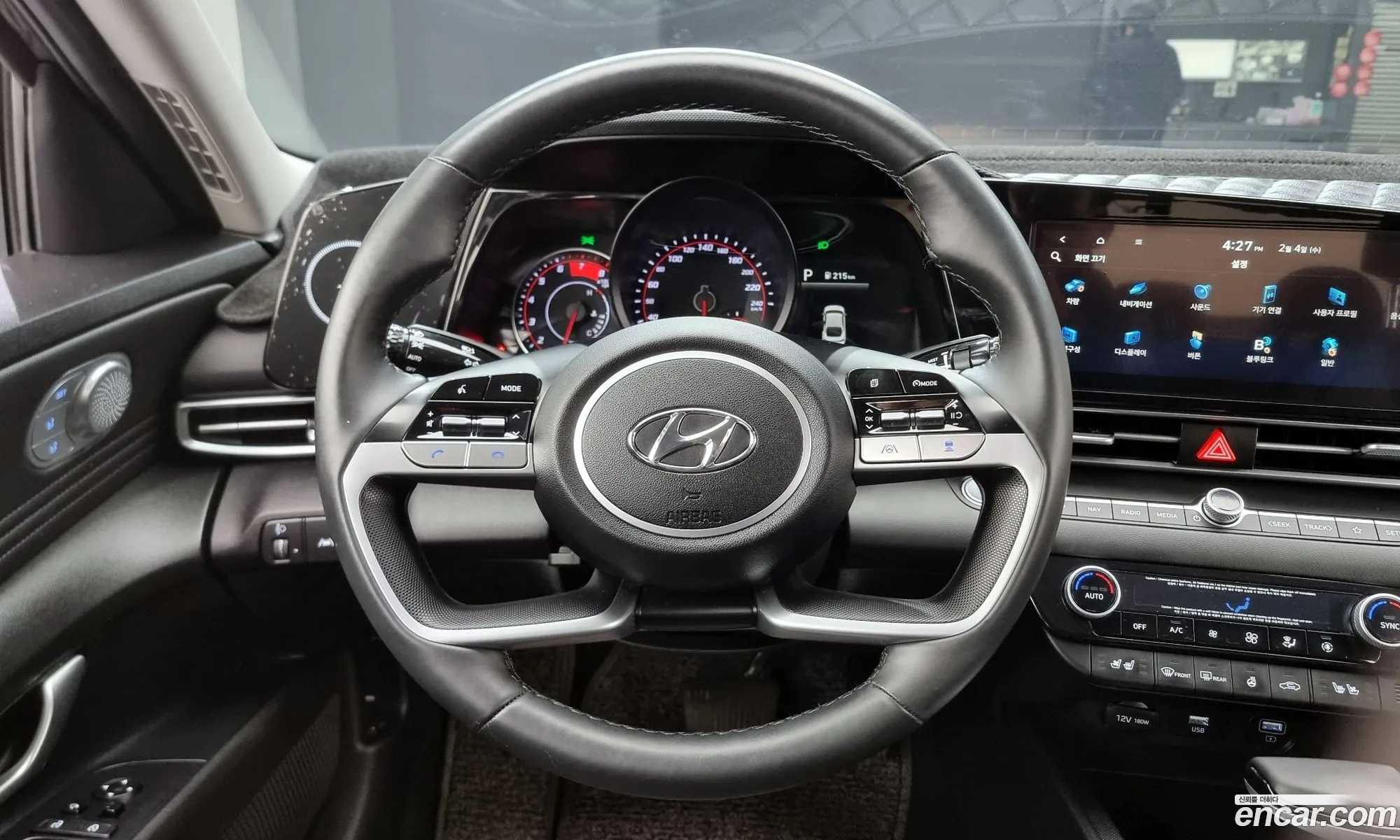 Hyundai Elantra 2021 — 12