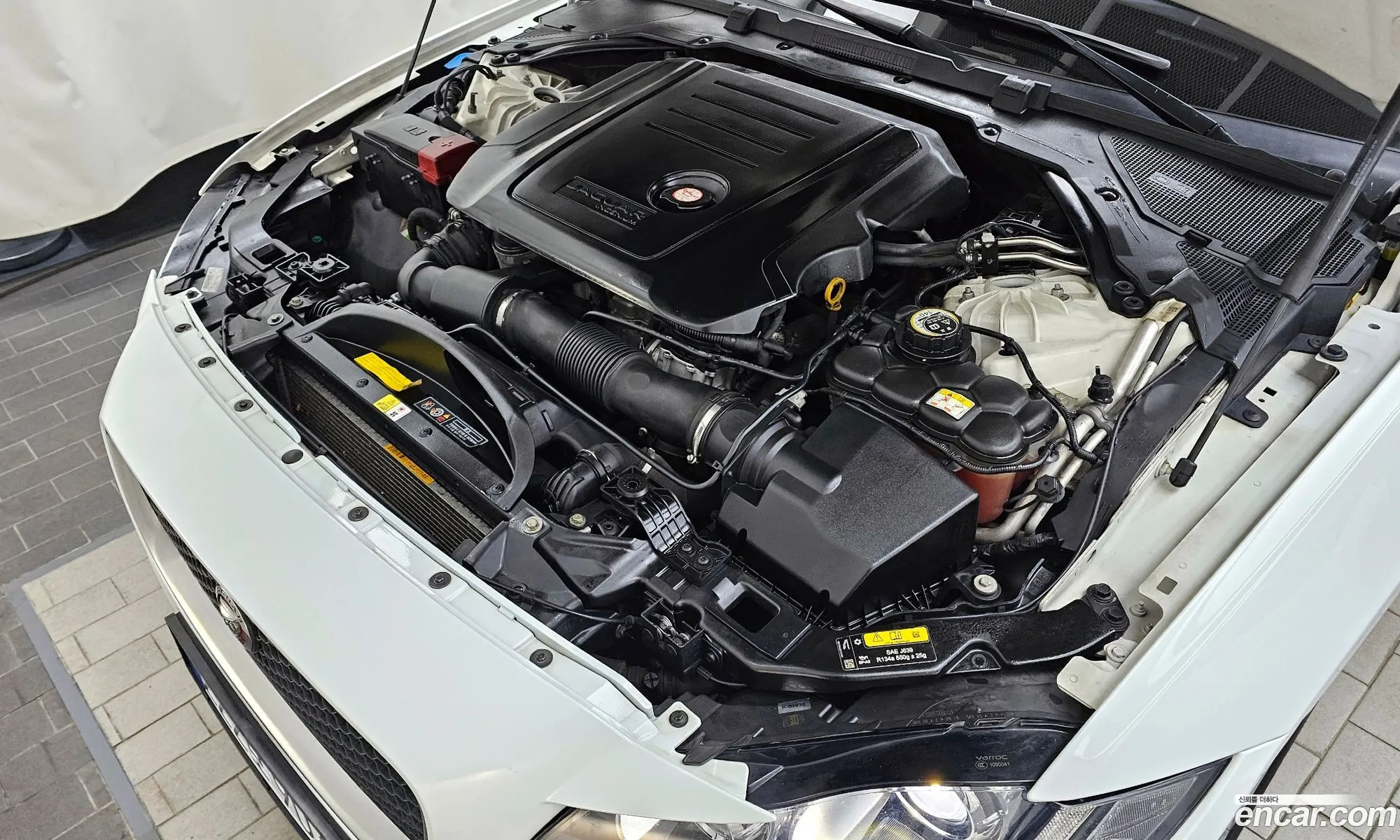 Jaguar XF 2016 SAJBB4BNXGCY23953 — 4