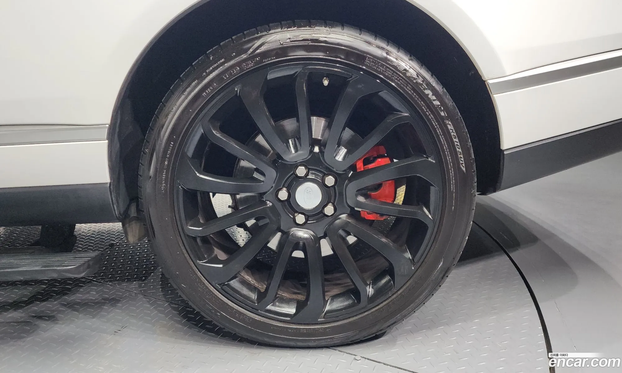 Land Rover Range Rover 2016 SALGA2JF5GA270137 — 15