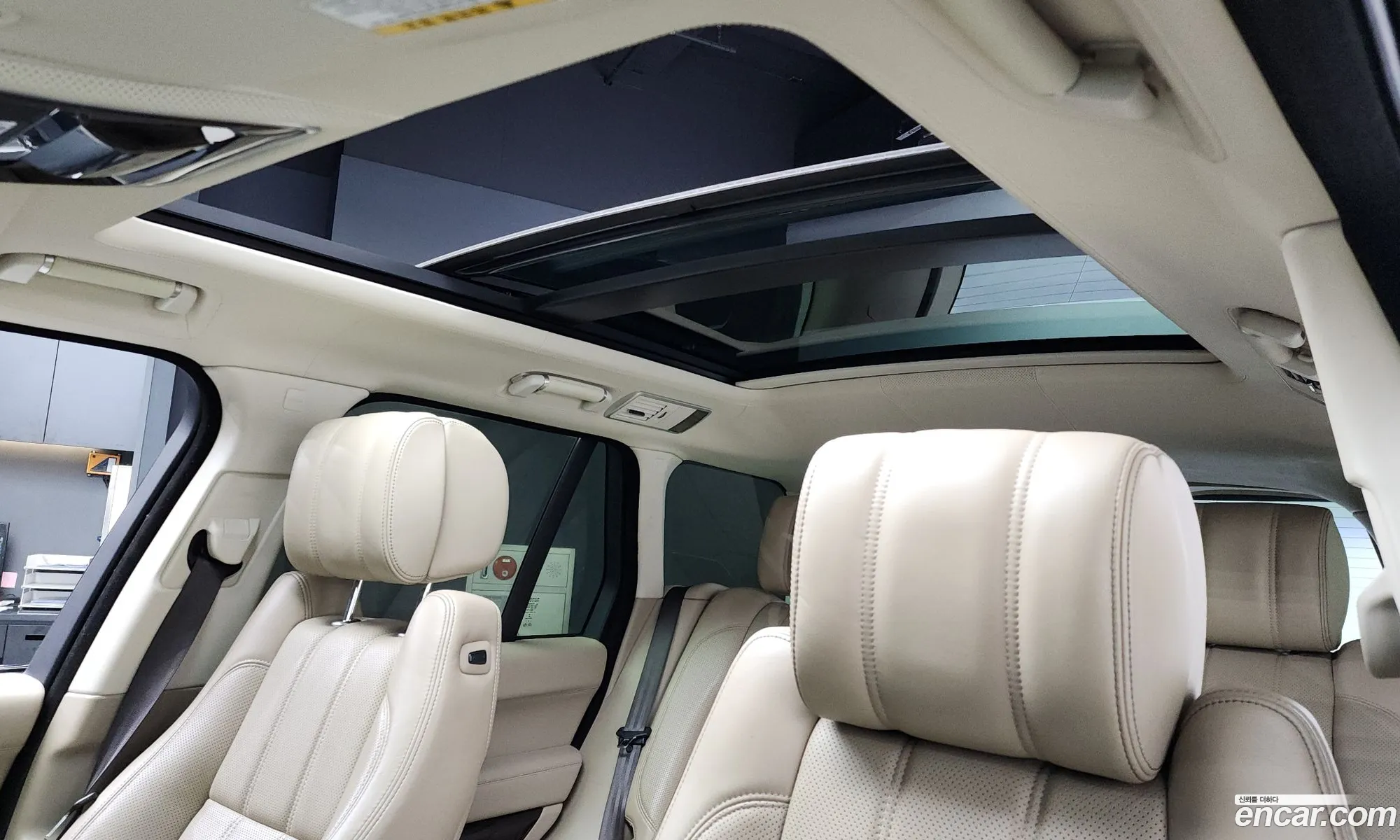 Land Rover Range Rover 2016 SALGA2JF5GA270137 — 9