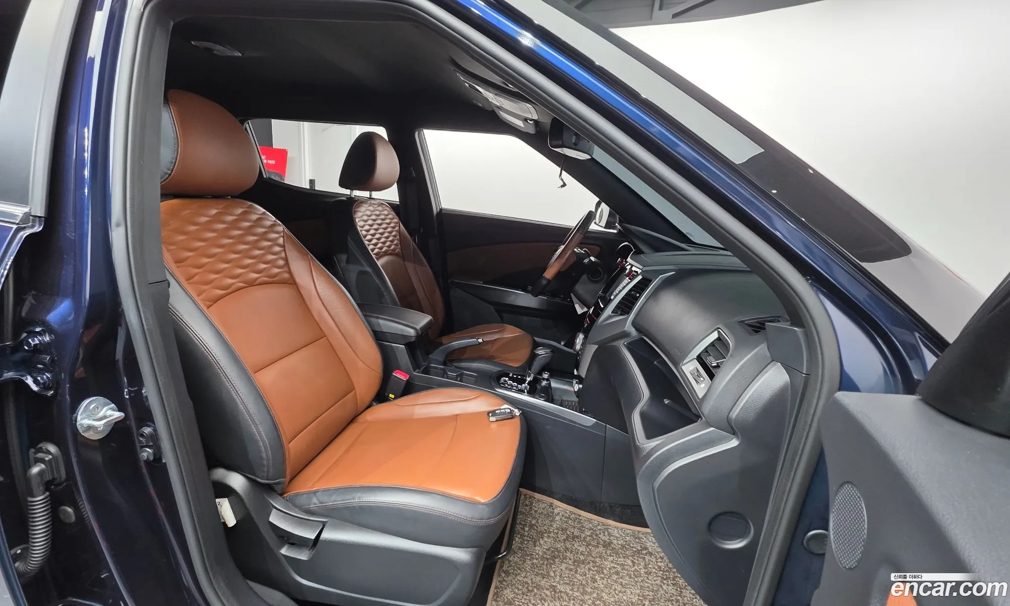 KG Mobility (SsangYong) Tivoli Armour 2017 — 16