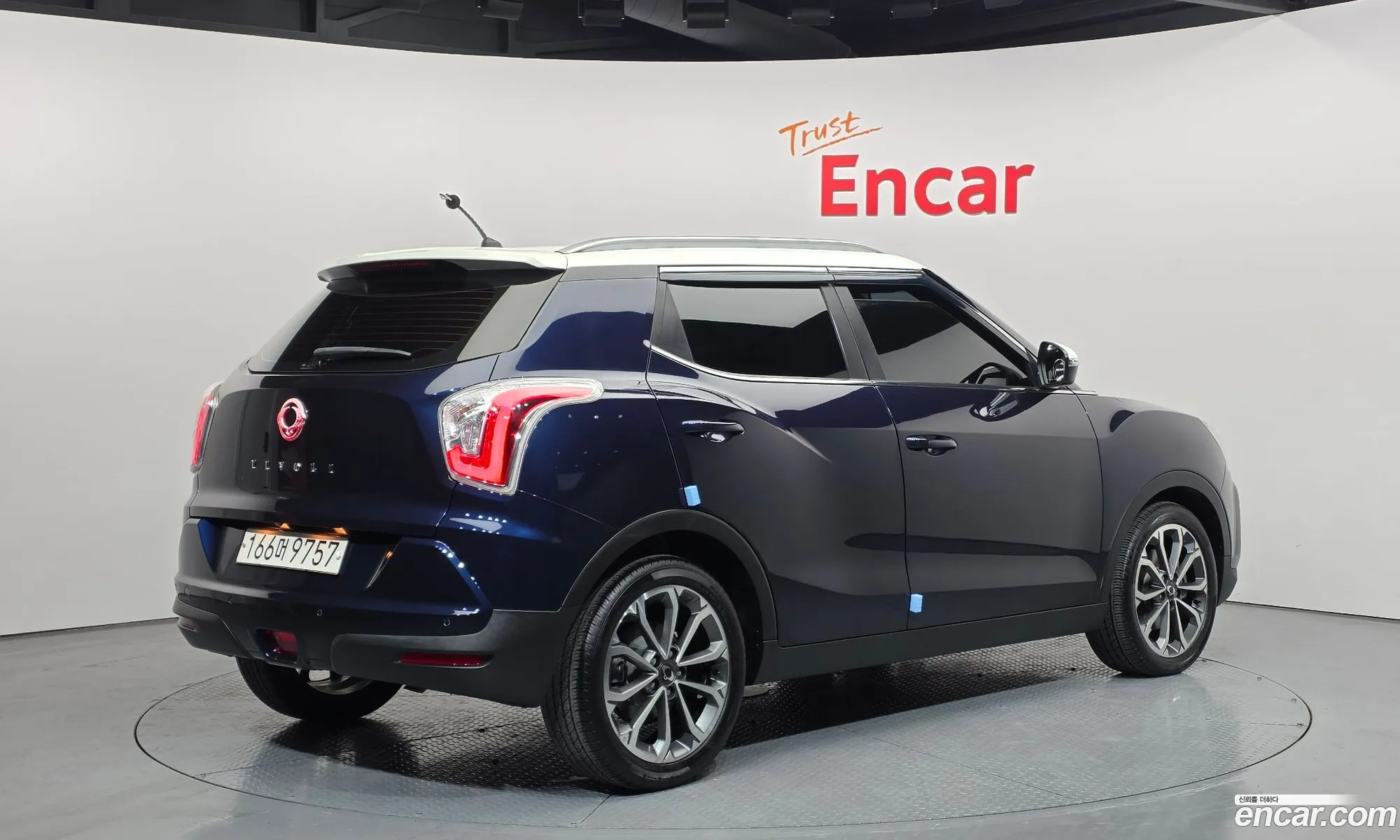 KG Mobility (SsangYong) Tivoli Armour 2017 — 14