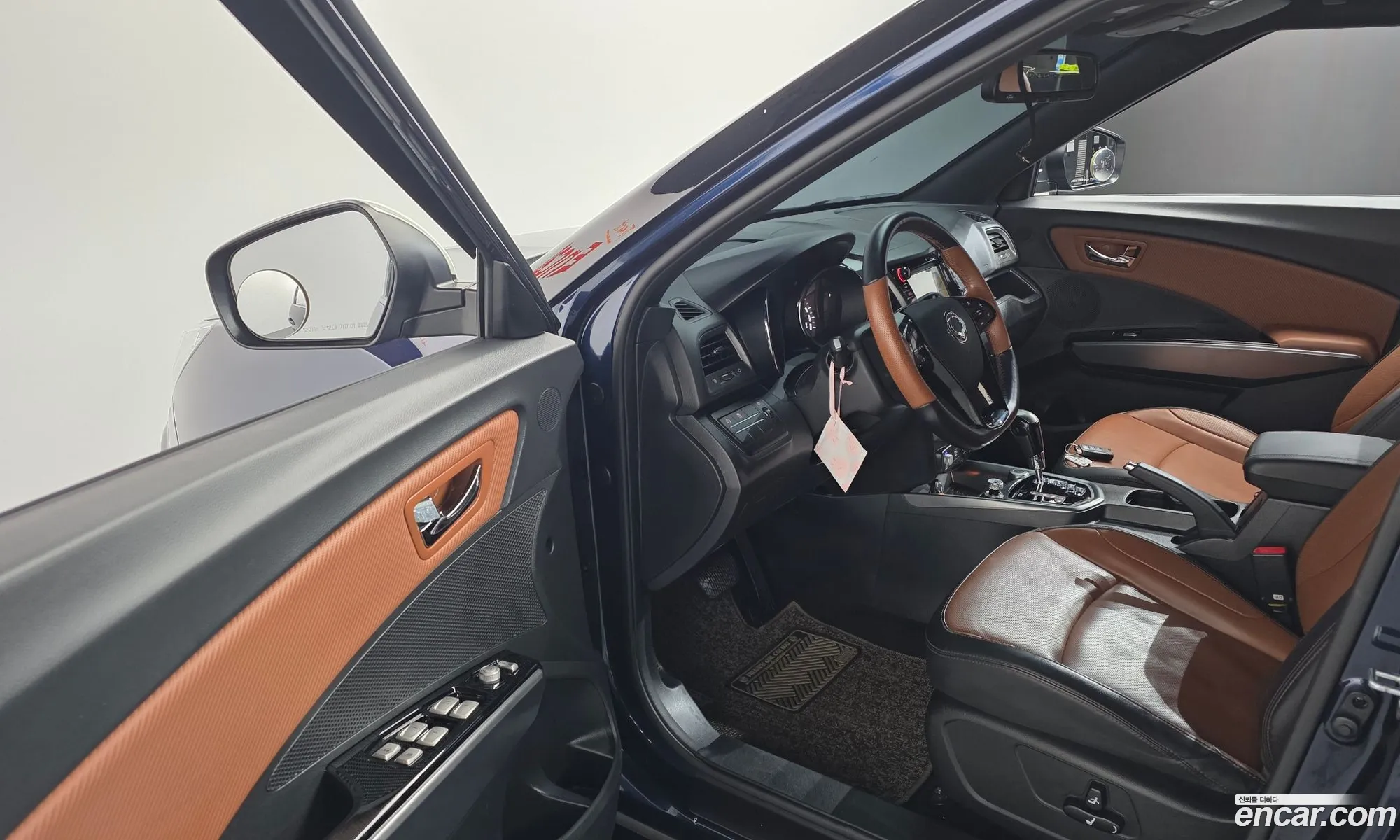 KG Mobility (SsangYong) Tivoli Armour 2017 — 17