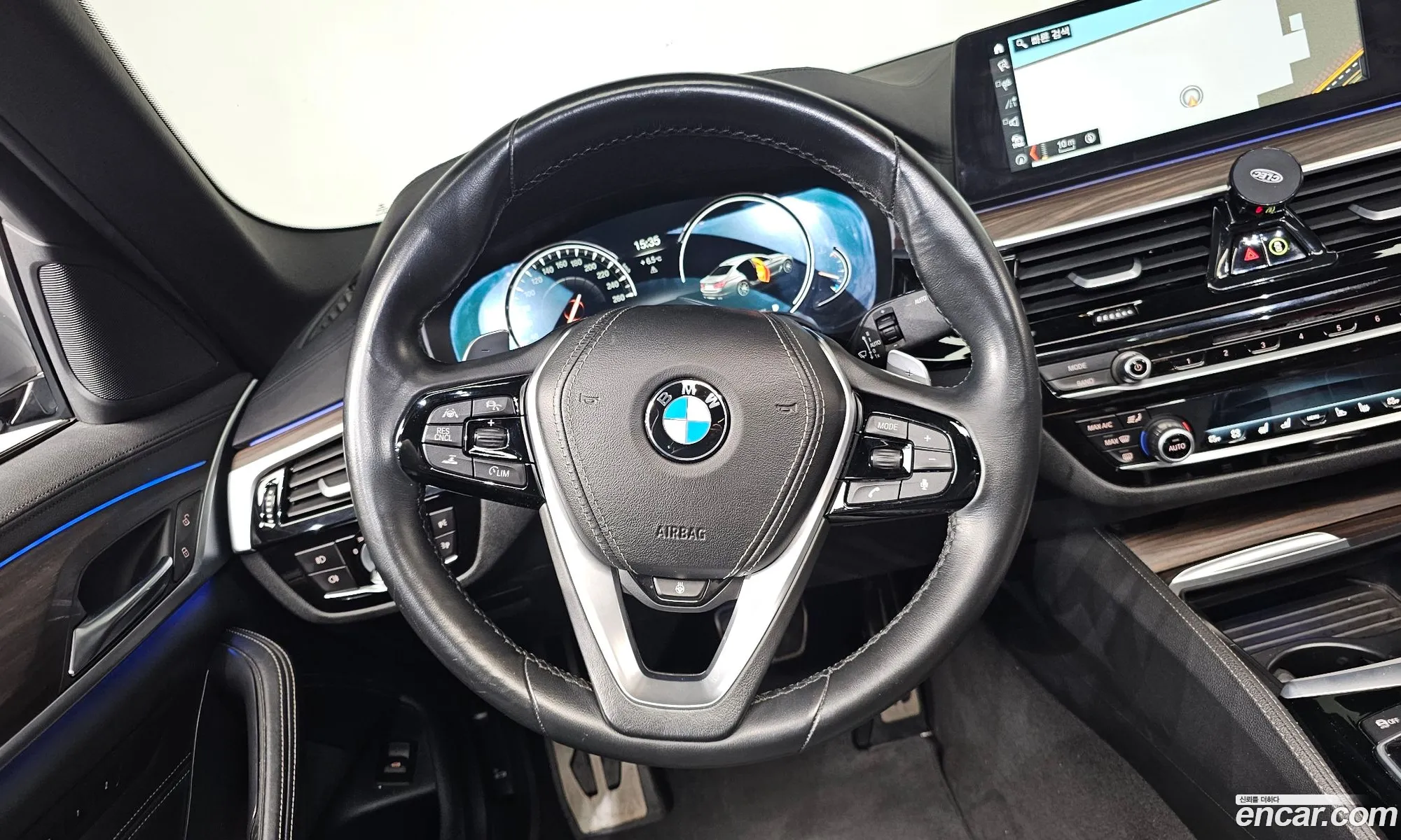 BMW 5 Series 2017 — 13