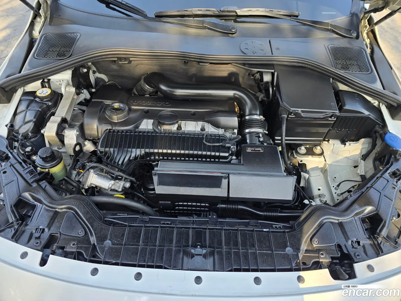 Volvo V60 Cross Country 2016 — 18