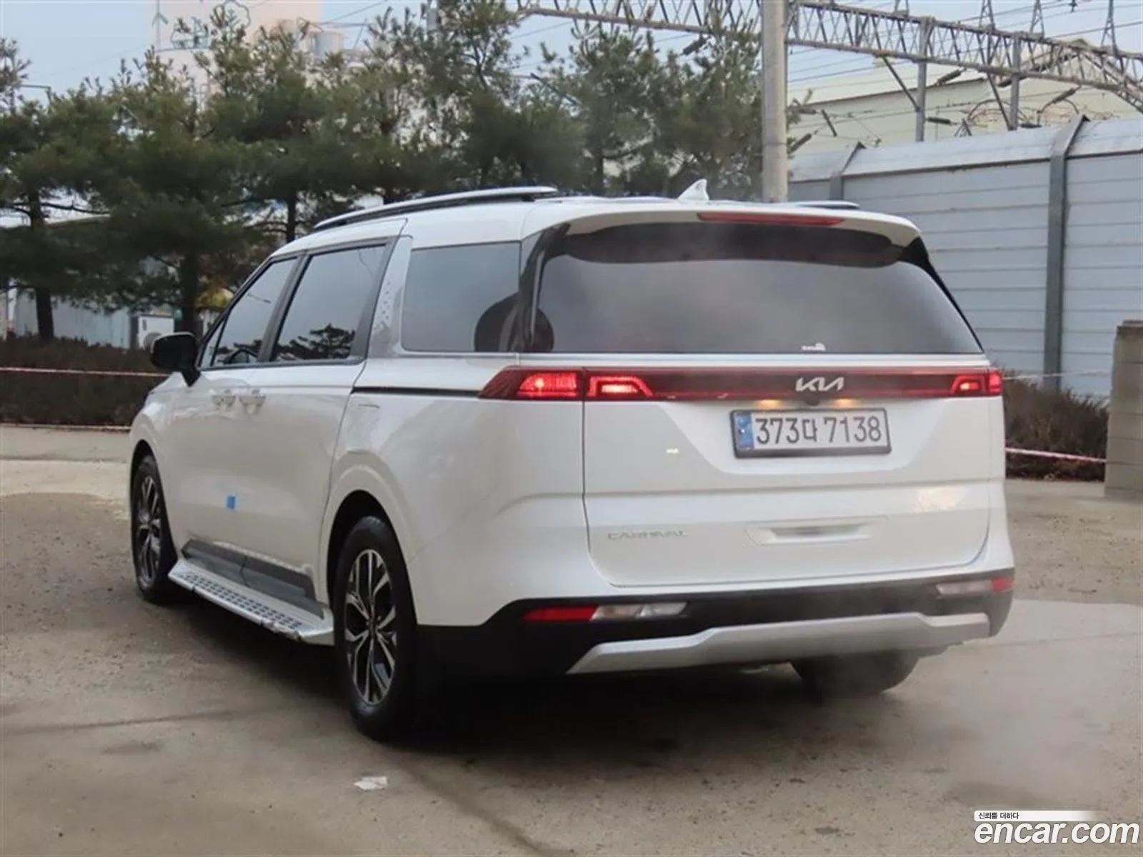 Kia Carnival 2022 — 7