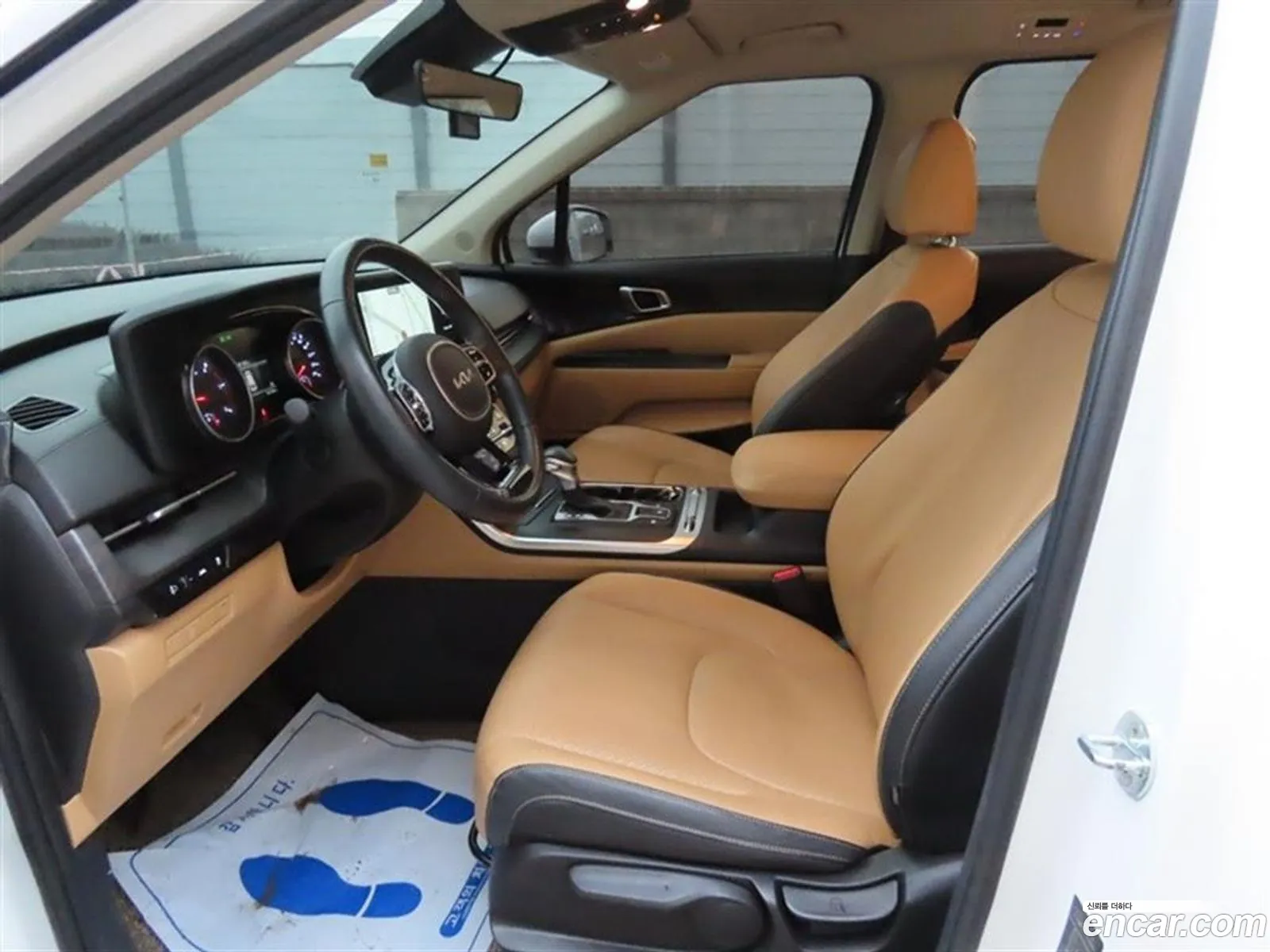 Kia Carnival 2022 — 15