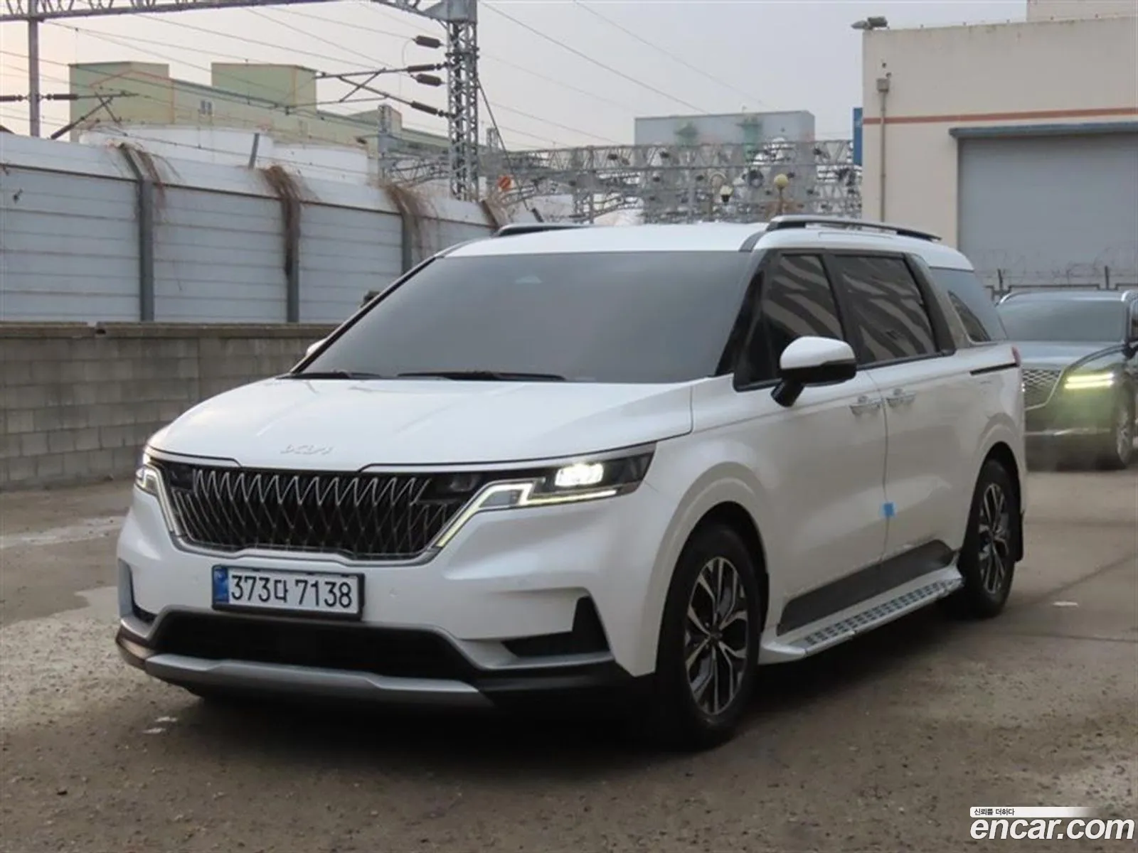 Kia Carnival 2022 — 5