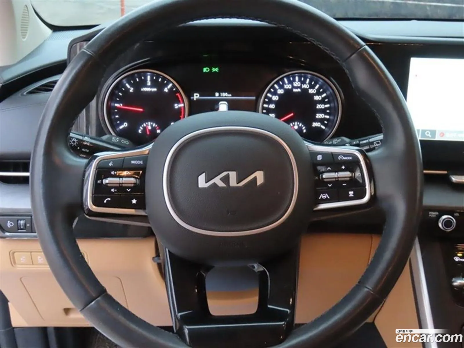 Kia Carnival 2022 — 3