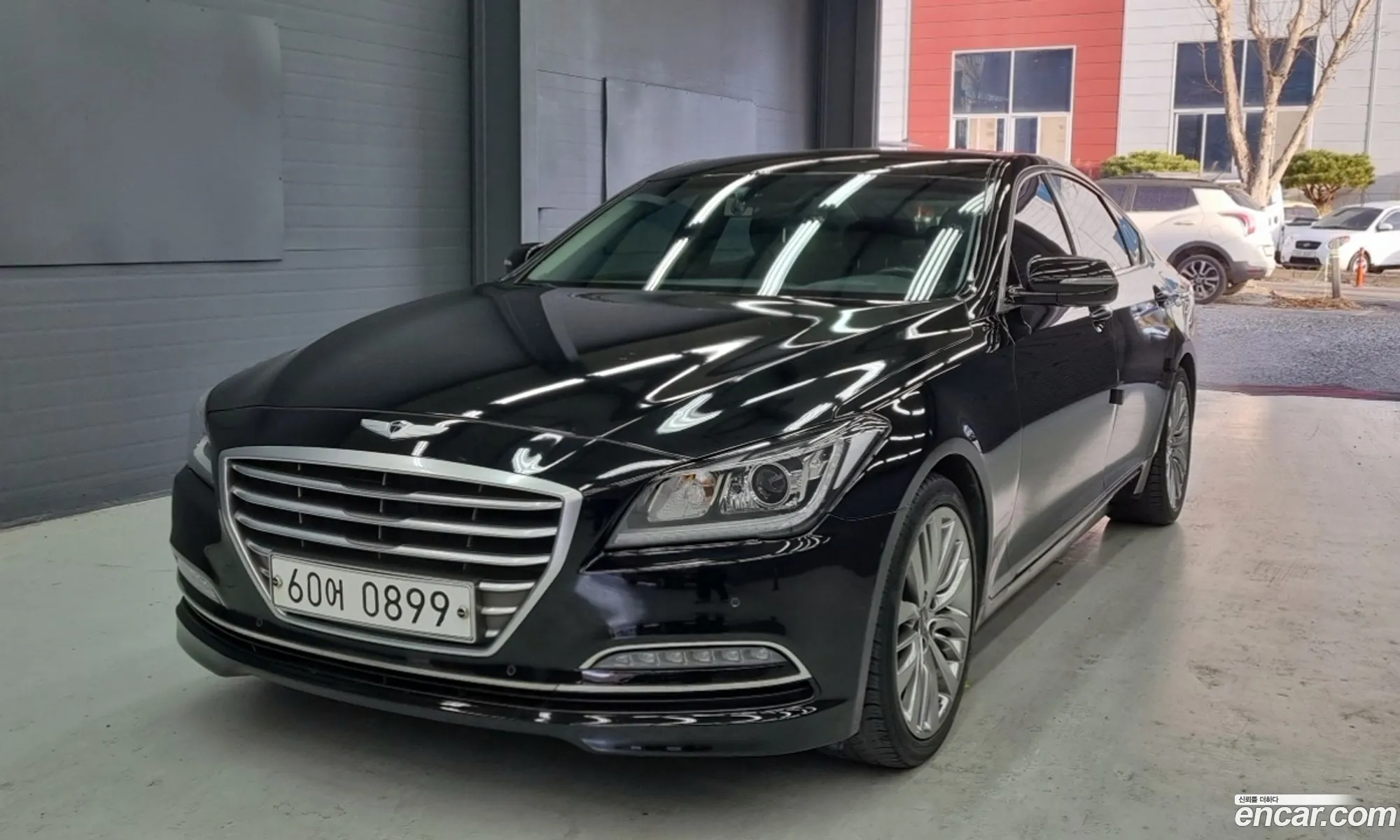 Hyundai Genesis DH 2016 — 18