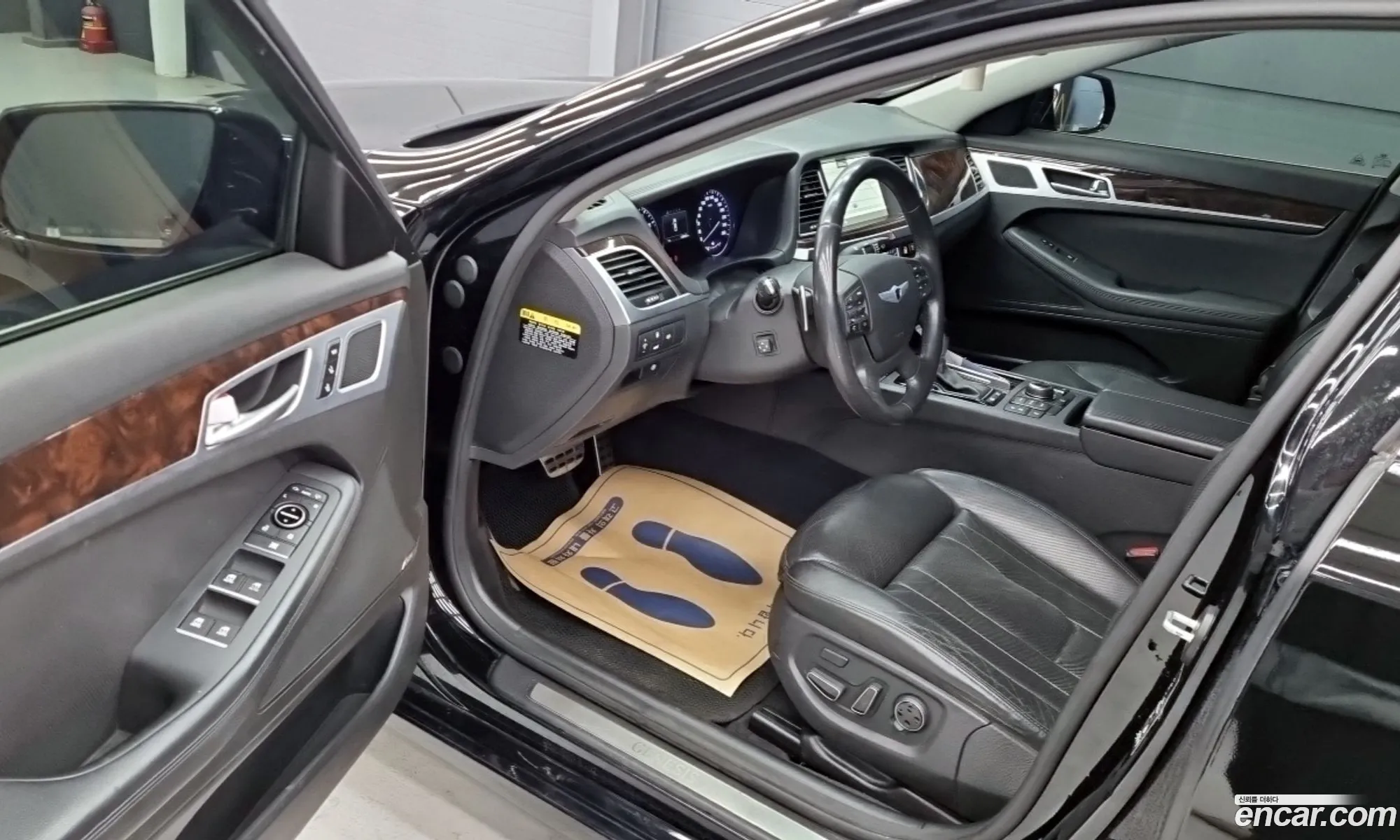 Hyundai Genesis DH 2016 — 4