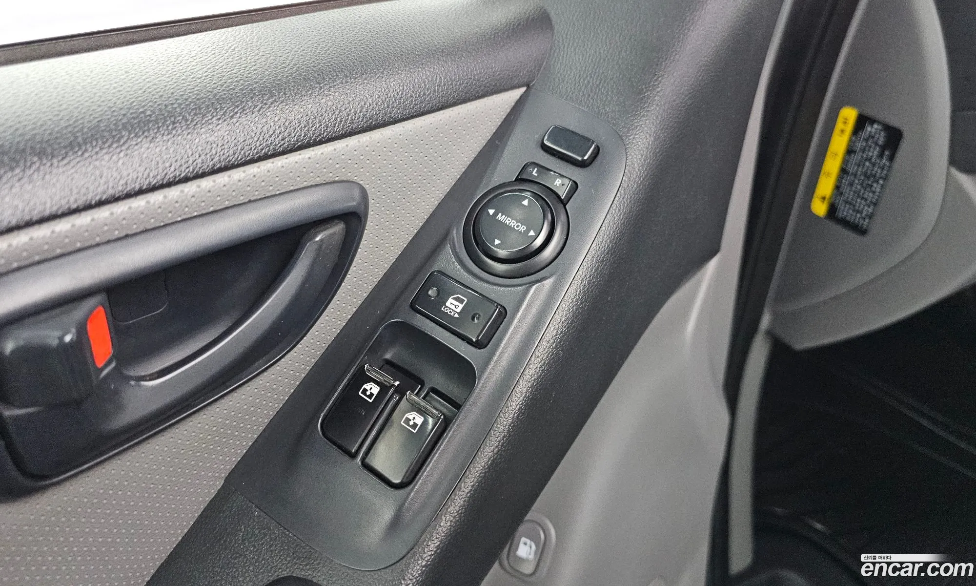 Hyundai Grand Starex 2017 — 10