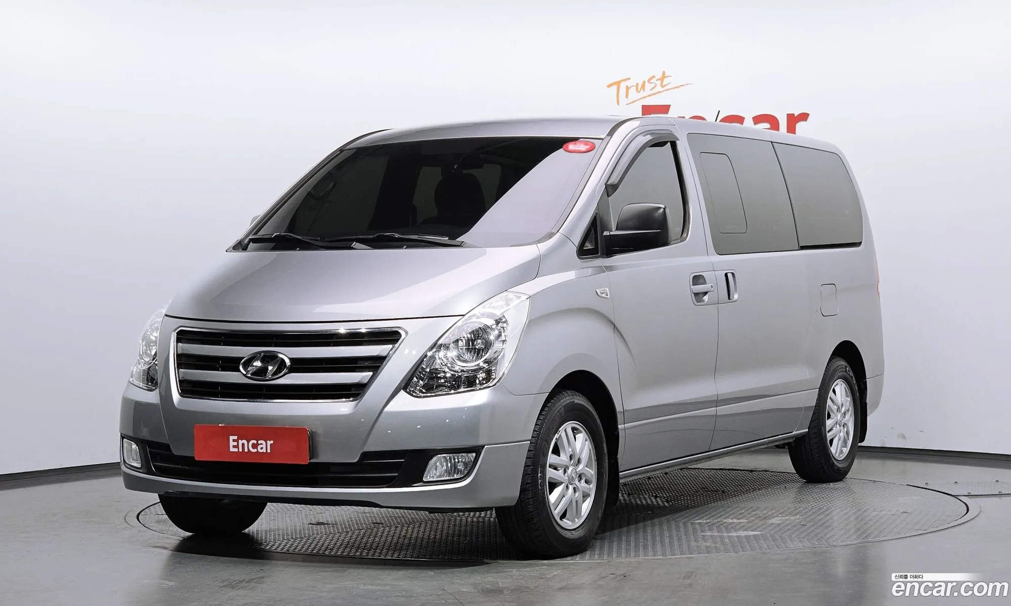 Hyundai Grand Starex 2017 — 20