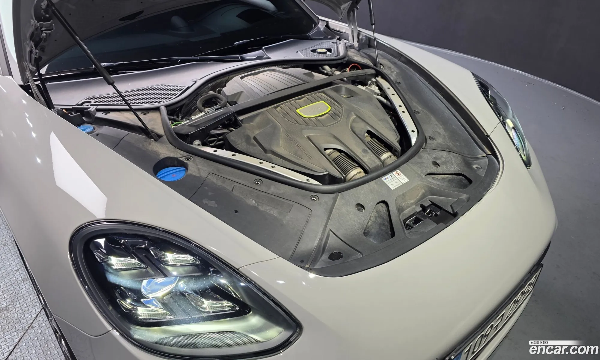 Porsche Panamera 2022 WP0AE2977NL125780 — 19