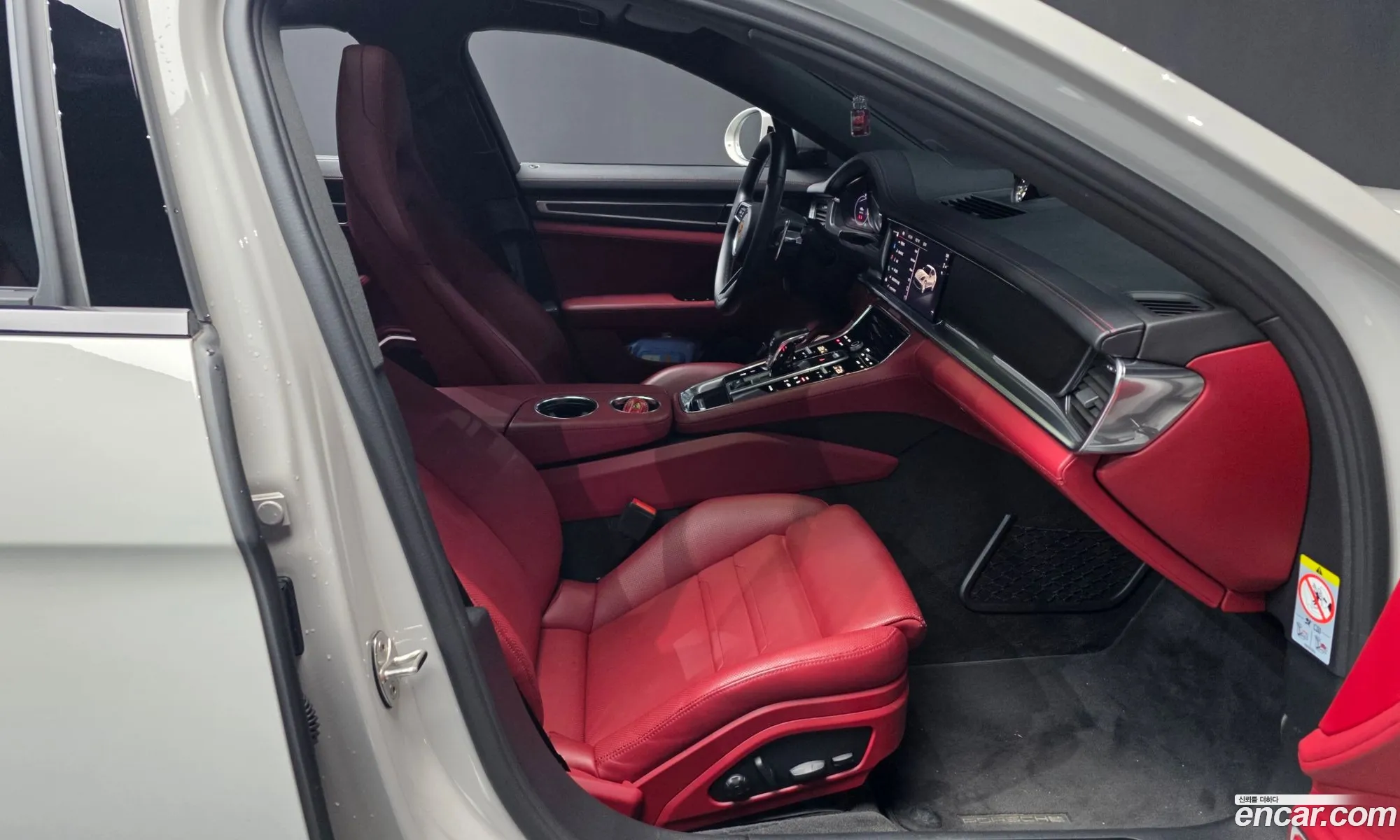 Porsche Panamera 2022 WP0AE2977NL125780 — 17