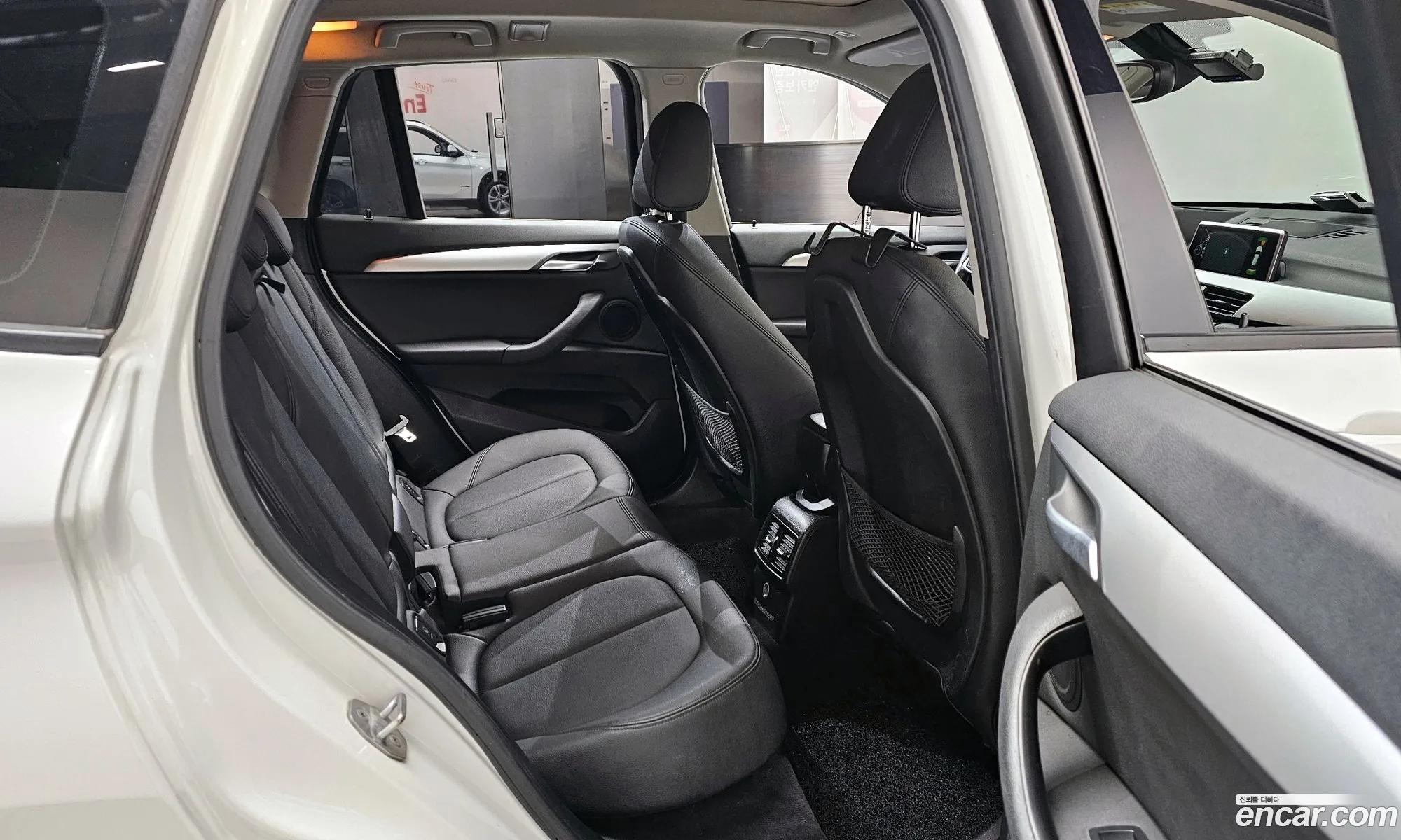 BMW X1 2016 WBAHT9107G5E61349 — 14