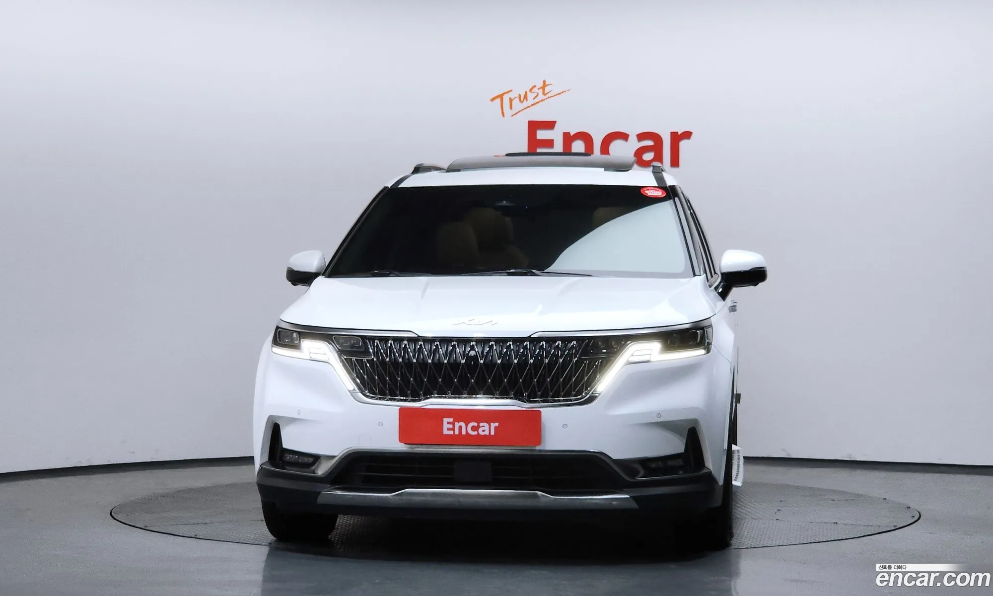 Kia Carnival 2021 — 12
