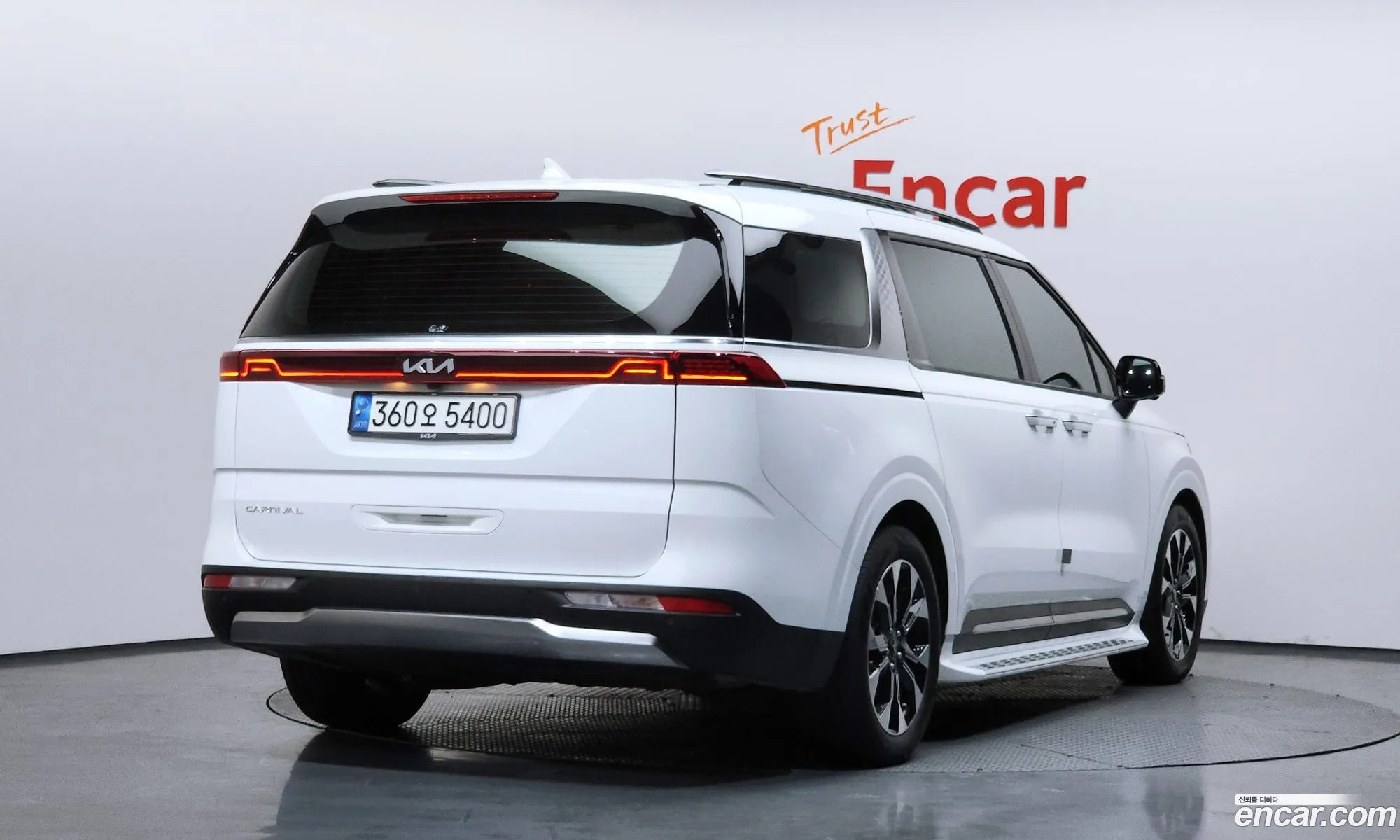 Kia Carnival 2021 — 6